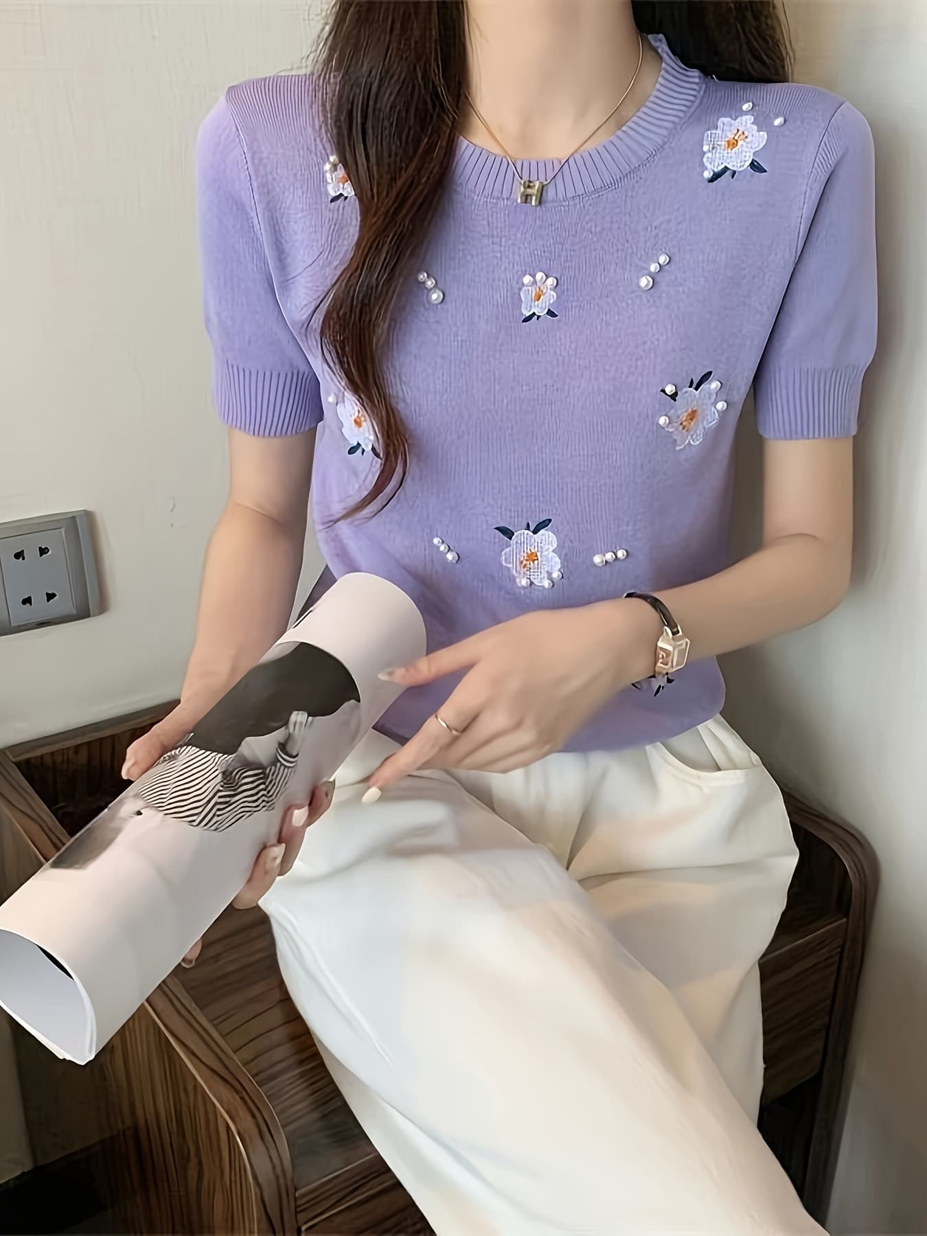 【全店30％OFF引き換え証】【当たること冷感×パール】炎節編み物 レディース 半袖 編み物 トップス 花柄 刺しゅう ビジュー 労働者の一団のど首 丸首 Ｔシャツ カットソー ティーシャツ ニットソー 冷やりとした さらさら 細押し出し 着痩せ 二の腕押しかぶせる 体型押しかぶせる 伸