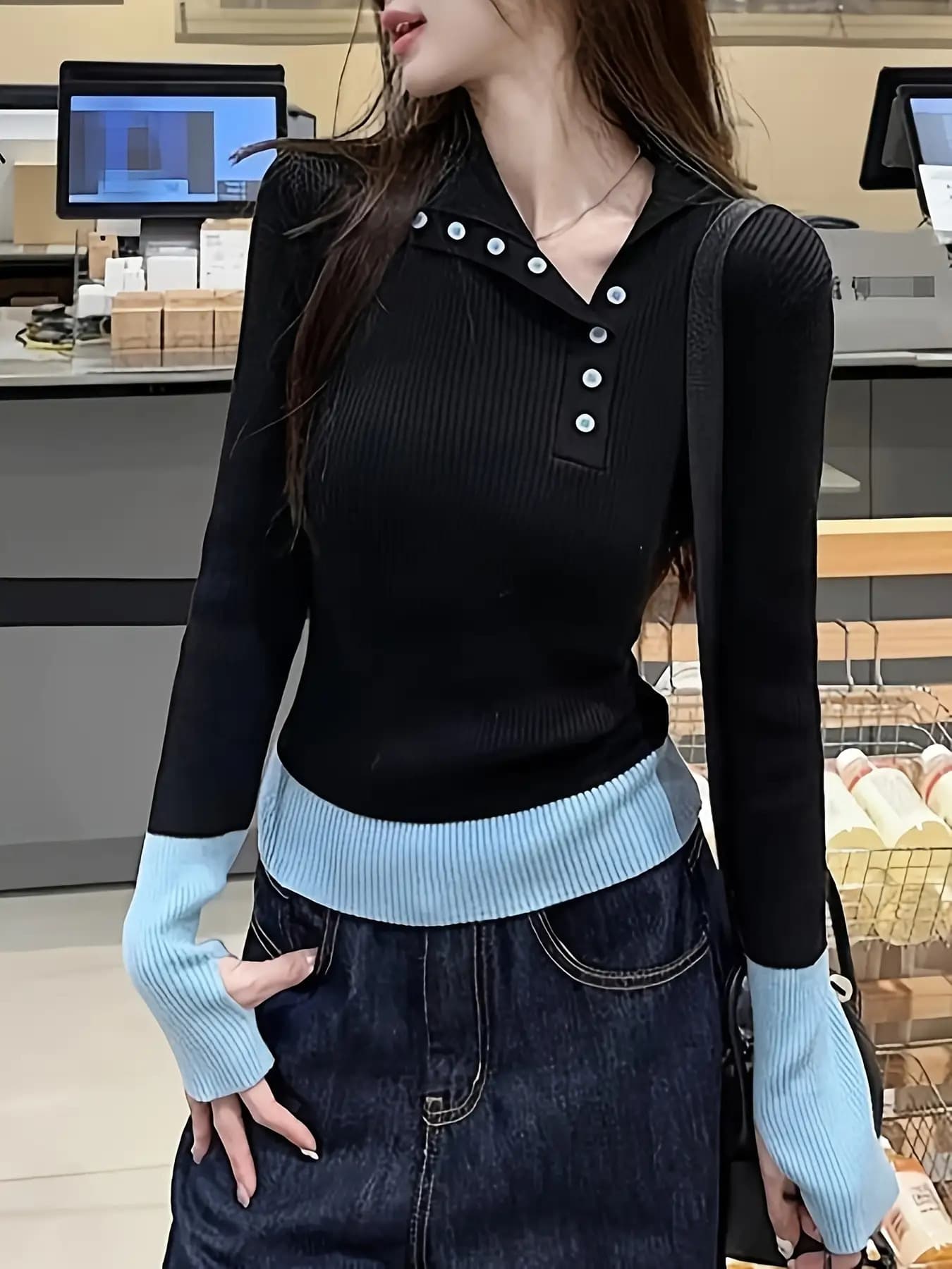 【全店通用25％OFFクーポン】【配色デザイン】バイカラー 襟付き ニット レディース セーター リブニット トップス 長袖 ポロ襟 ハーフボタン プルオーバー 切り替え カットソー 伸縮性 タイト スリム 細見え 着痩せ 体型カバー きれいめ 大人｜大森麗萱