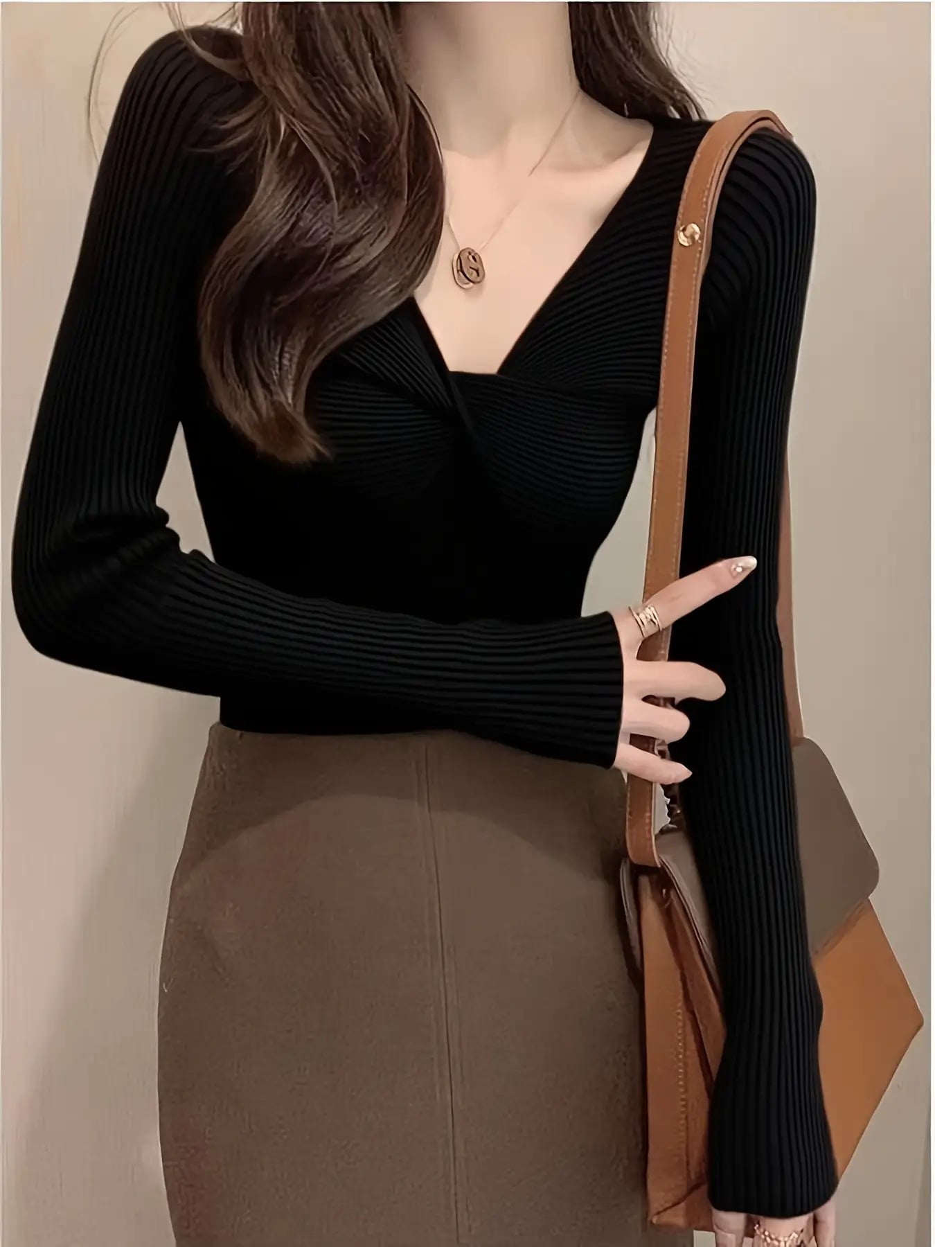 【全店30％OFF引き換え証】編み物 Vのど首 レディース リブニット 向こう正面差し交わす 長袖 トップス スウェーター きつい 肌付き カットソー ティーシャツ 無地 好いたらしいめ 成年者好いたらしい 着痩せ 細押し出し 鎖骨押し出し 小顔成り行き 執務室 通い OL 会う約束