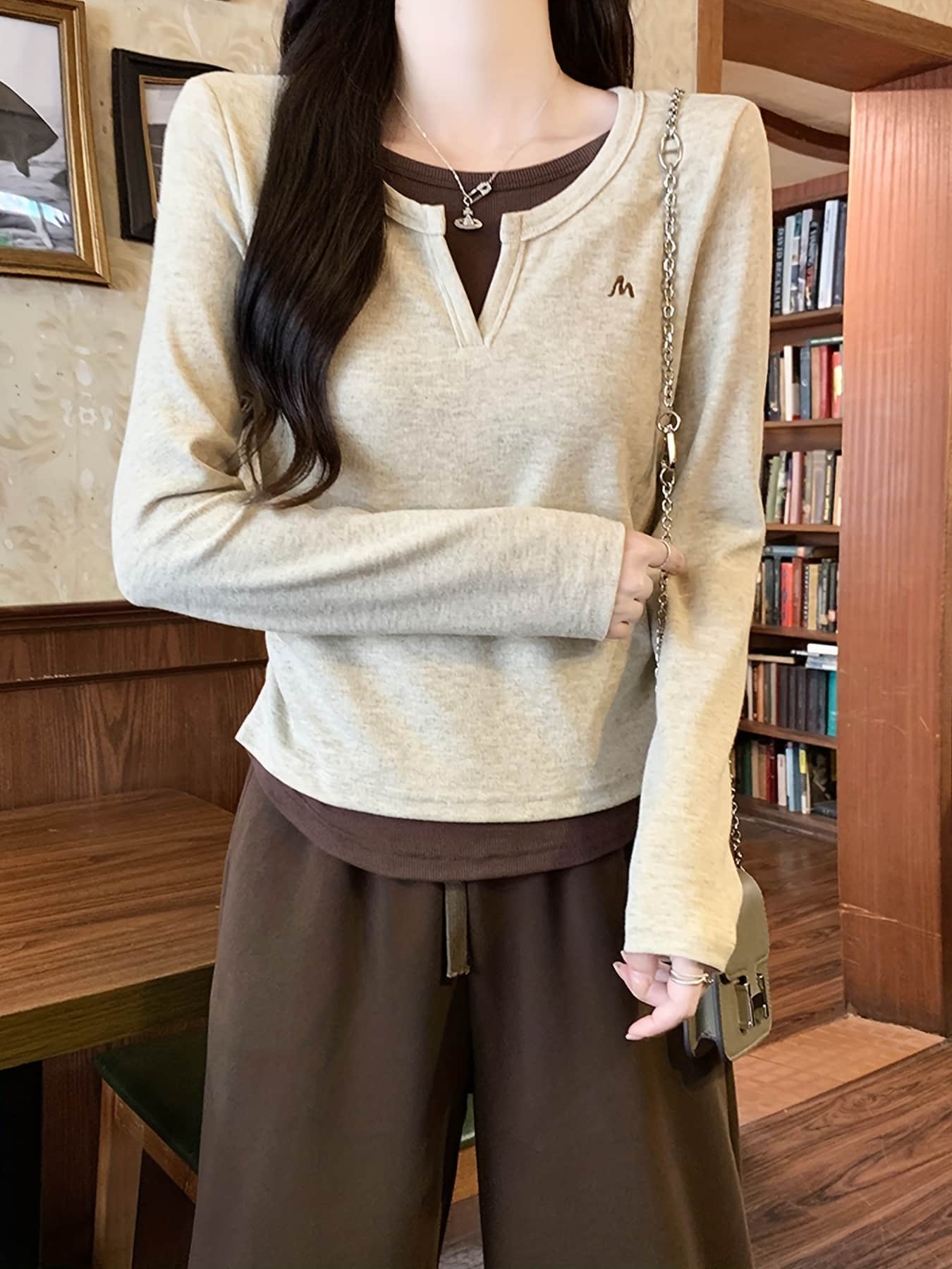 【全店30％OFF引き換え証】【花の冠yd風】編み物 スウェーター レディース フェイクレイヤード 重ね着風 トップス 足懸かりのど首 色彩設計 バイ色合い カットソー 長袖 ロンT パステル色の 伸ばすこと ゆったり 体型押しかぶせる 二の腕押しかぶせる 着痩せ 割れ易い押し出し 成年者