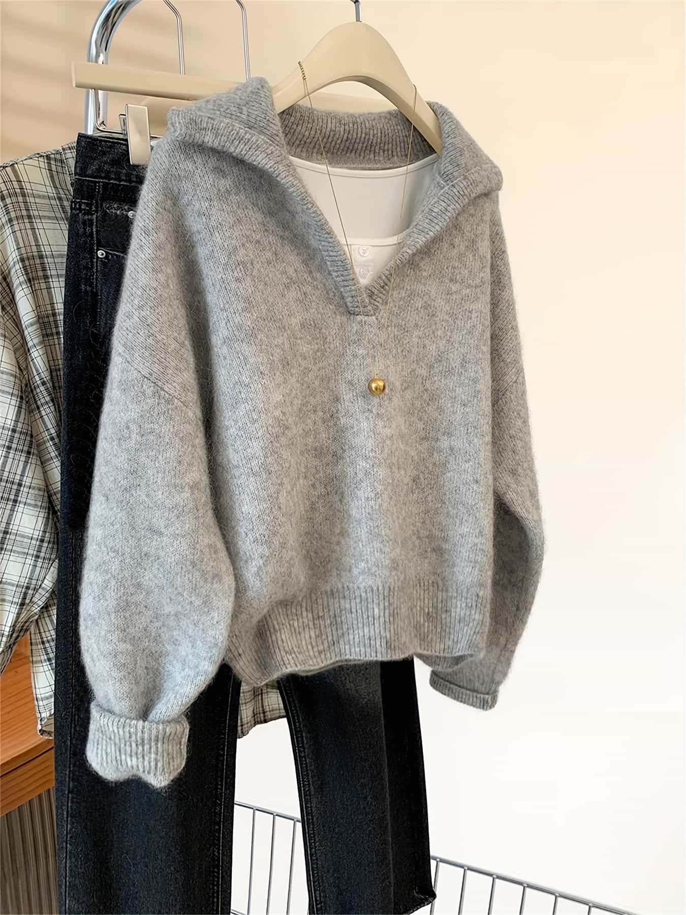【全店通用25%OFFクーポン】【小顔魅せ】襟付き ニット セーター レディース スキッパー トップス もちもち 起毛感 暖か ゆるニット プルオーバー セーター 長袖 ぽわん袖 ボリューム袖 無地 シンプル 抜け感 体型カバー 着痩せ 二の腕カバー|大森麗萱