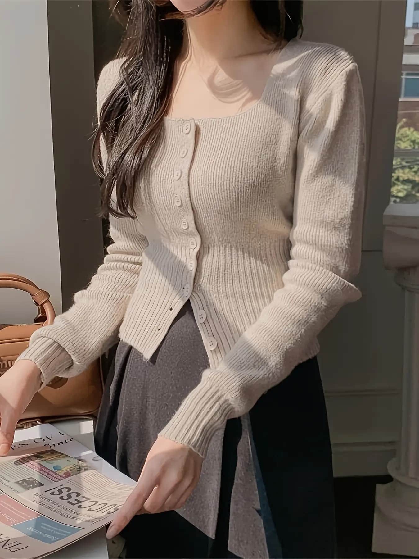 【全店30％OFF引き換え証】【デコルテ好いたらしい押し出し】ジレー レディース 編み物 トップス 長袖 真四角のど首 リブニット スウェーター 前食い違い 羽織り 肋材 きつい か細い 填まる 着痩せ 細押し出し 表現スタイル引きあげる 伸縮性 伸ばすこと パステル色の 無地