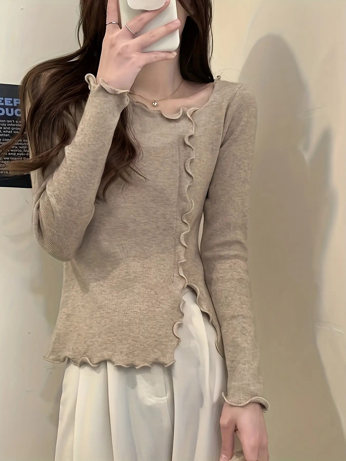 【全店30％OFF引き換え証】編み物 レディース メロウ フラウンス きつい リブニット トップス 長袖 非対称 真四角のど首 スウェーター カットソー ティーシャツ ロンT 肌付き 重ね着 伸縮性 伸ばすこと 細押し出し 着痩せ 割れ易い押し出し 成年者好いたらしい