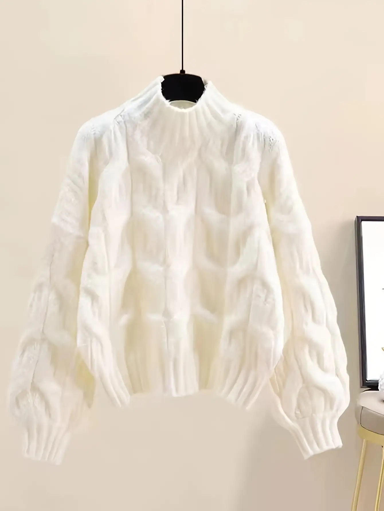 【全店通用25％OFFクーポン】【立体編み】ハイネック ニット セーター レディース トップス 長袖 プルオーバー モックネック ボトルネック 幾何学模様 ケーブル編み ぽこぽこ ボリューム袖 ゆるニット オーバーサイズ ビッグシルエット 体型カバー｜大森麗萱