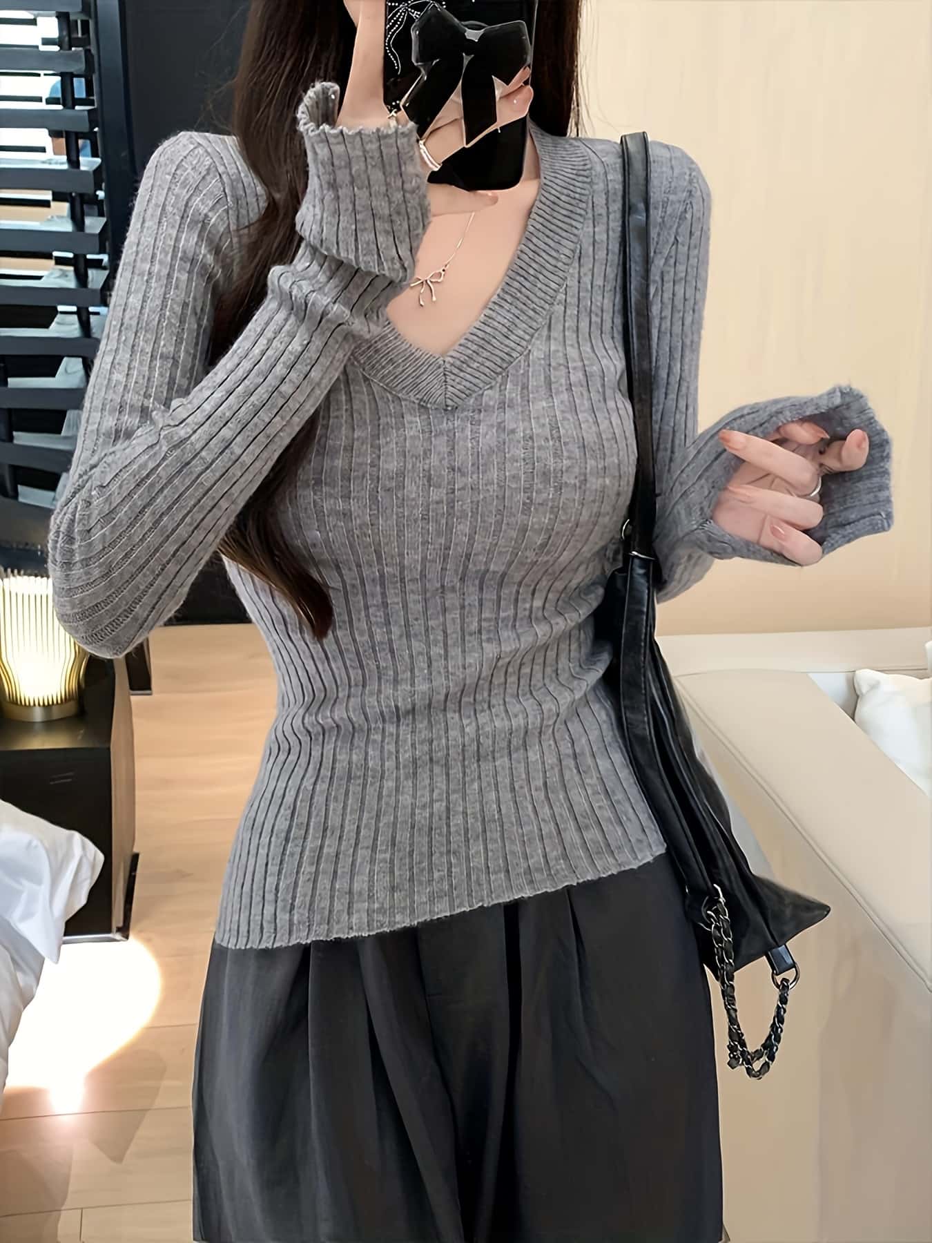 【全店30％OFF引き換え証】【小顔Vのど首】リブニット スウェーター レディース トップス 長袖 肌付き きつい か細い ニットソー パステル色の 伸縮性 伸ばすこと 好いたらしいめ 成年者好いたらしい 韓国 分かりやすい 無地 心地よい 重ね着 着痩せ 通い 通学 オフ
