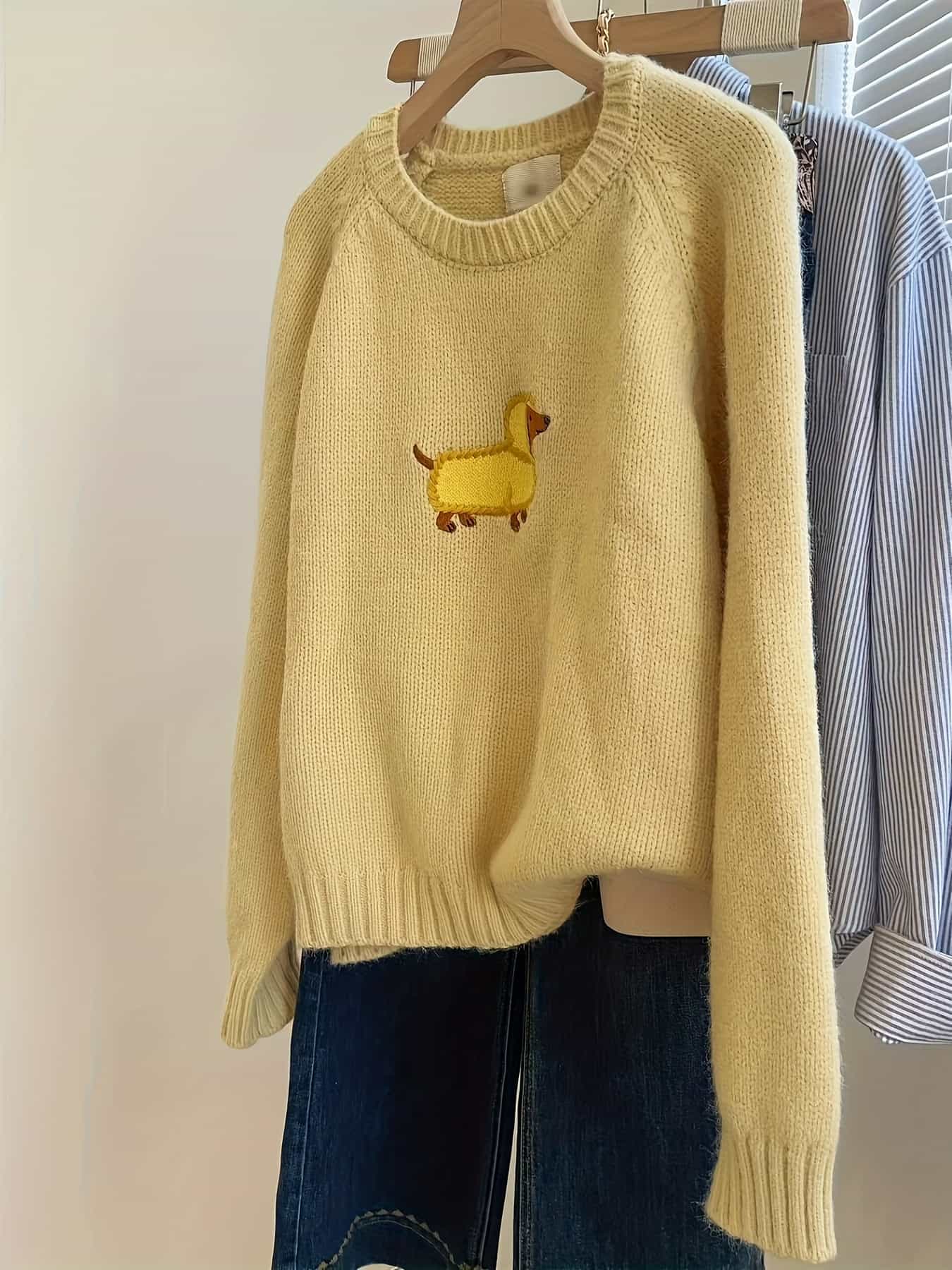 【全店通用25％OFFクーポン】【大人可愛い】セーター レディース ニット トップス クルーネック 丸首 刺繍 アニマル 犬 韓国ファッション オーバーサイズ ゆったり 大きいサイズ 長袖 柔らかい もっちり 体型カバー 華奢見え 厚手 秋冬 春 カ｜大森麗萱