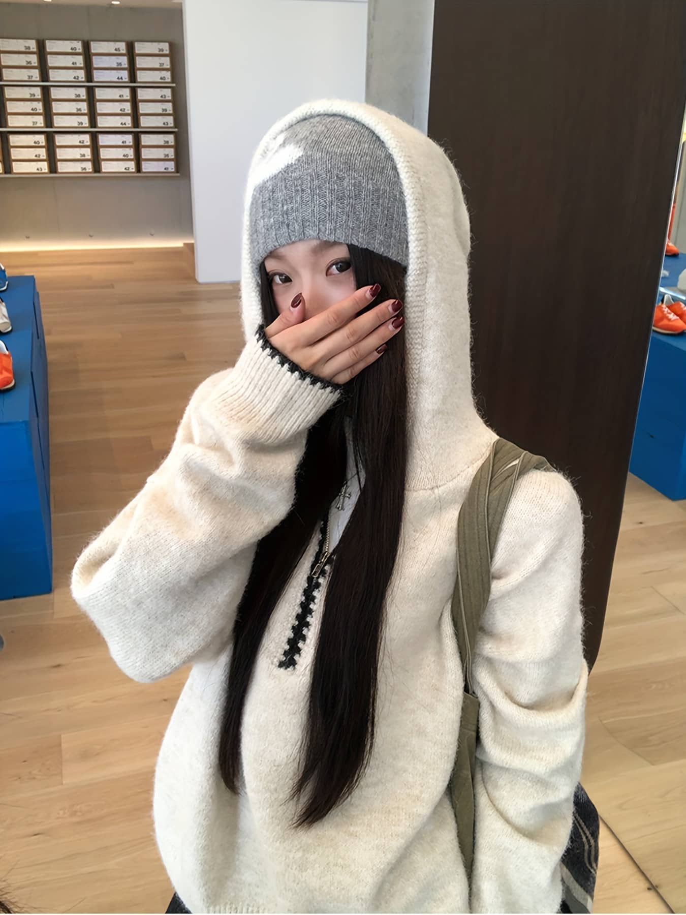 【全店通用25%OFFクーポン】【韓国風】ハーフジップ ニットパーカー レディース フーディー 配色ステッチ オーバーサイズ トップス セーター 長袖 厚手 暖かい 防寒 ビッグシルエット ゆったり 体型カバー 着痩せ 華奢見え 大人可愛い きれいめ|大森麗萱