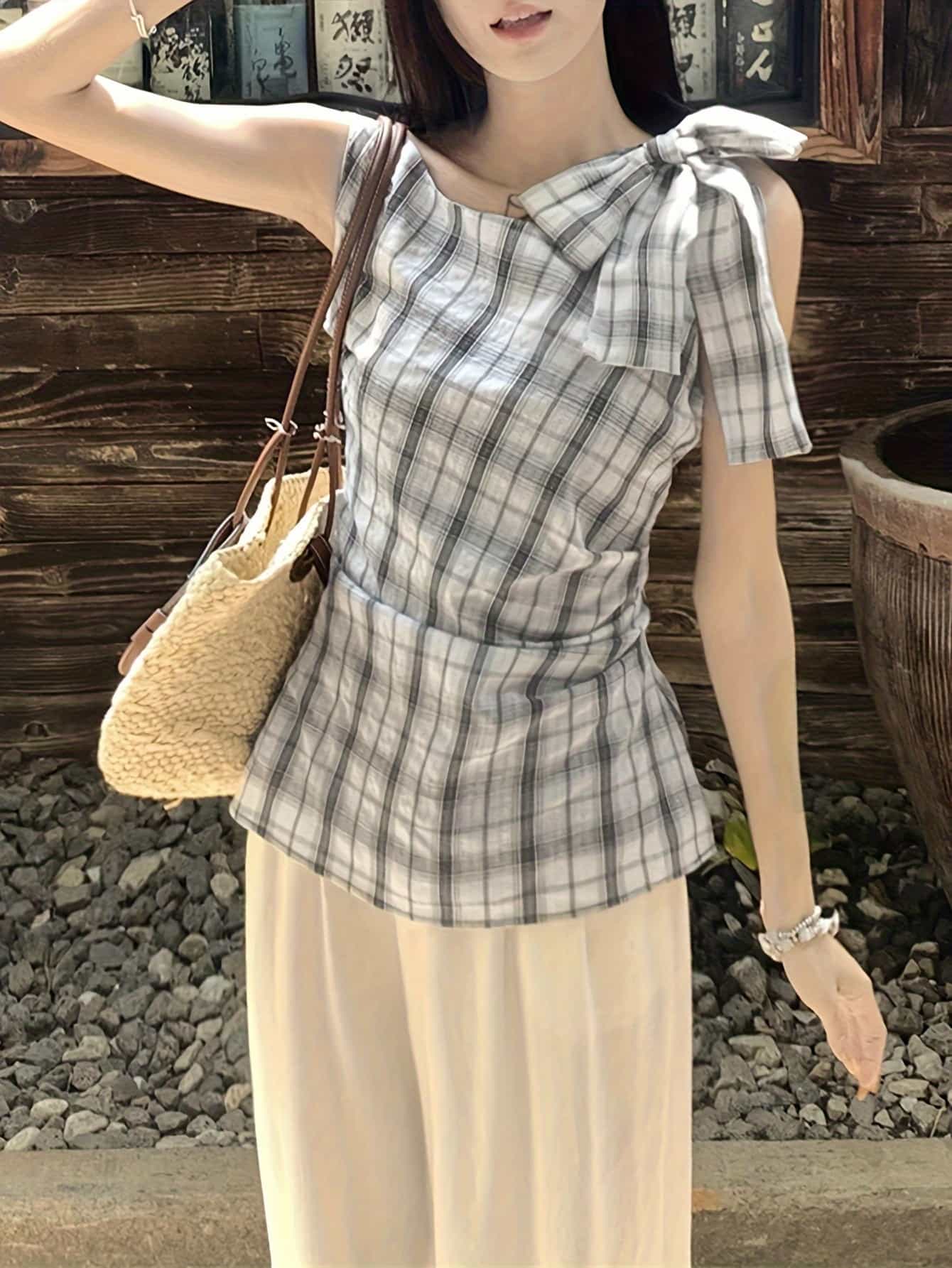 【今日このごろ押さえる、超買得30％OFF引き換え証、2度潮どき皆無】【シュロの葉付き添い人】 トップ ノースリーブ レディース 照合のしるし柄 トップス ギンガム照合のしるし オフショル 肩出し プルオーバー 表着 酉の方角見澄ます ペプラム風 体型取りまかなう 着痩せ 細見せかけ 涼し