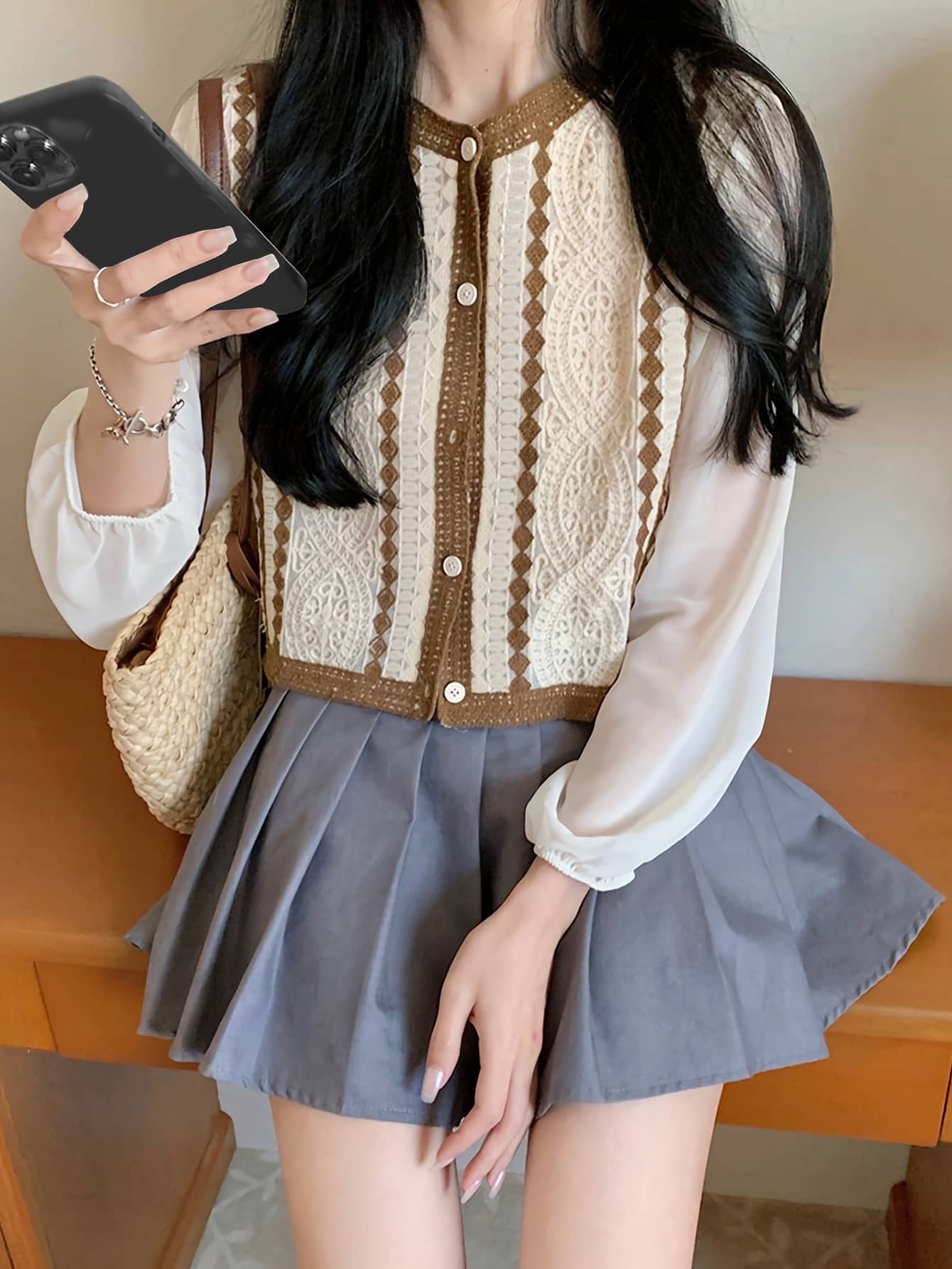 【今日このごろ押さえる、超買得30％OFF引き換え証、2度潮どき皆無】【花の冠yd風】トップ レディース 長袖 シフォン プルオーバー クロシェ編み 編み物より良い 縛 トップス 透かし編み アーガイル うつり変わり 重ね着風 異原料品 音の大きさ袖 ぽわん袖 ショ