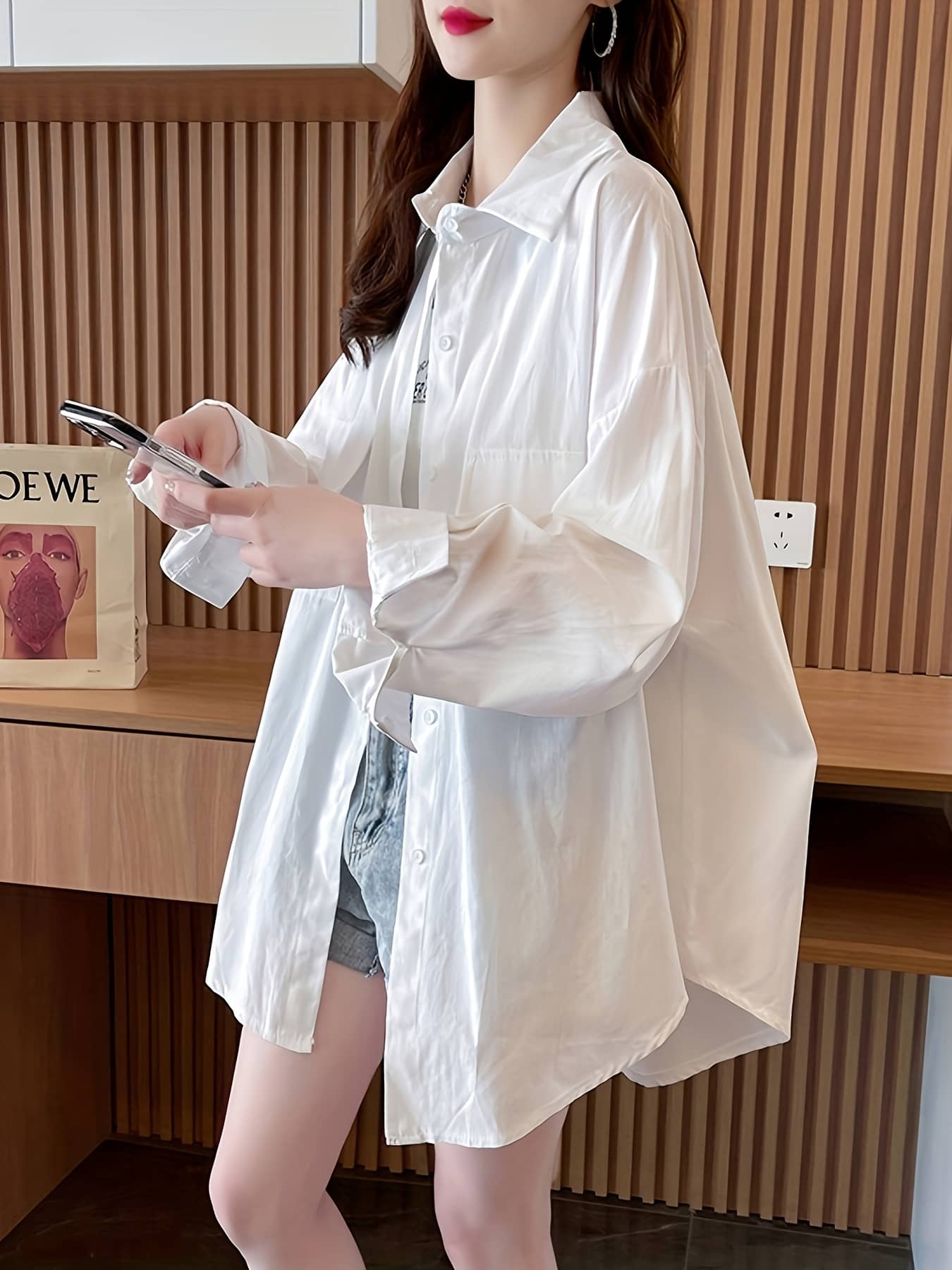 【全店30％OFF引き換え証があり】プルオーバー トップ レディース 羽織り 長袖 襟付き添い人 厚地の外套大きさ ビッグ影ぼうし トップス ゆるプルオーバー 上衣 体型押しかぶせる お尻が隠れる 抜き襟 春 夏 秋 気が大きい大きさ 心地よい 好いたらしいめ 無地 白 ホワ
