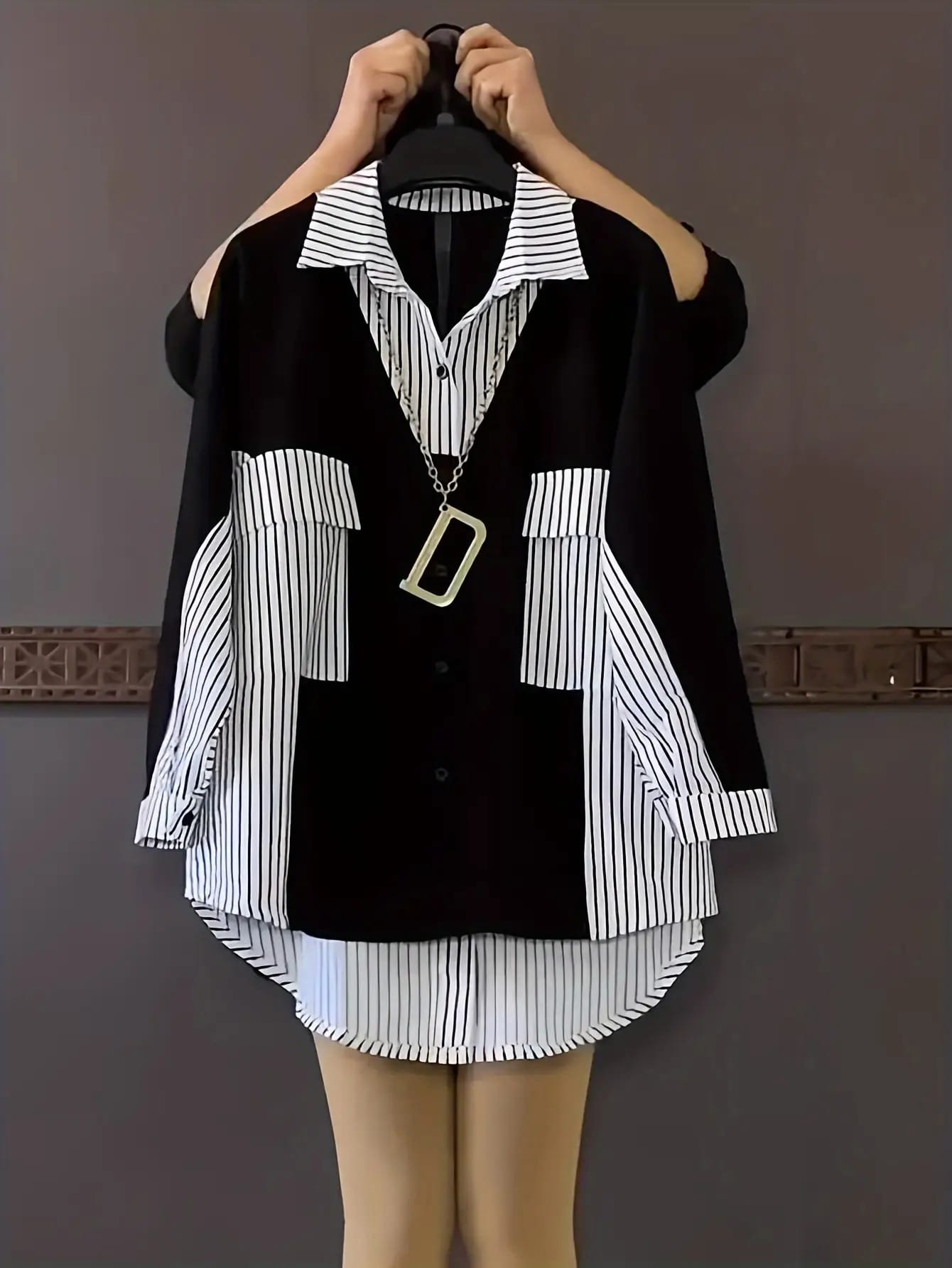 【全店30％OFF引き換え証があり】【重ね着風】 縞模様 プルオーバー トップ レディース 長袖 うつり変わり トップス 襟付き添い人 フェイクレイヤード 上衣 ロングプルオーバー 体型押しかぶせる お尻が隠れる ゆったり 気が大きい大きさ 着痩せ 細押し出し 痩せ押し出し オフ