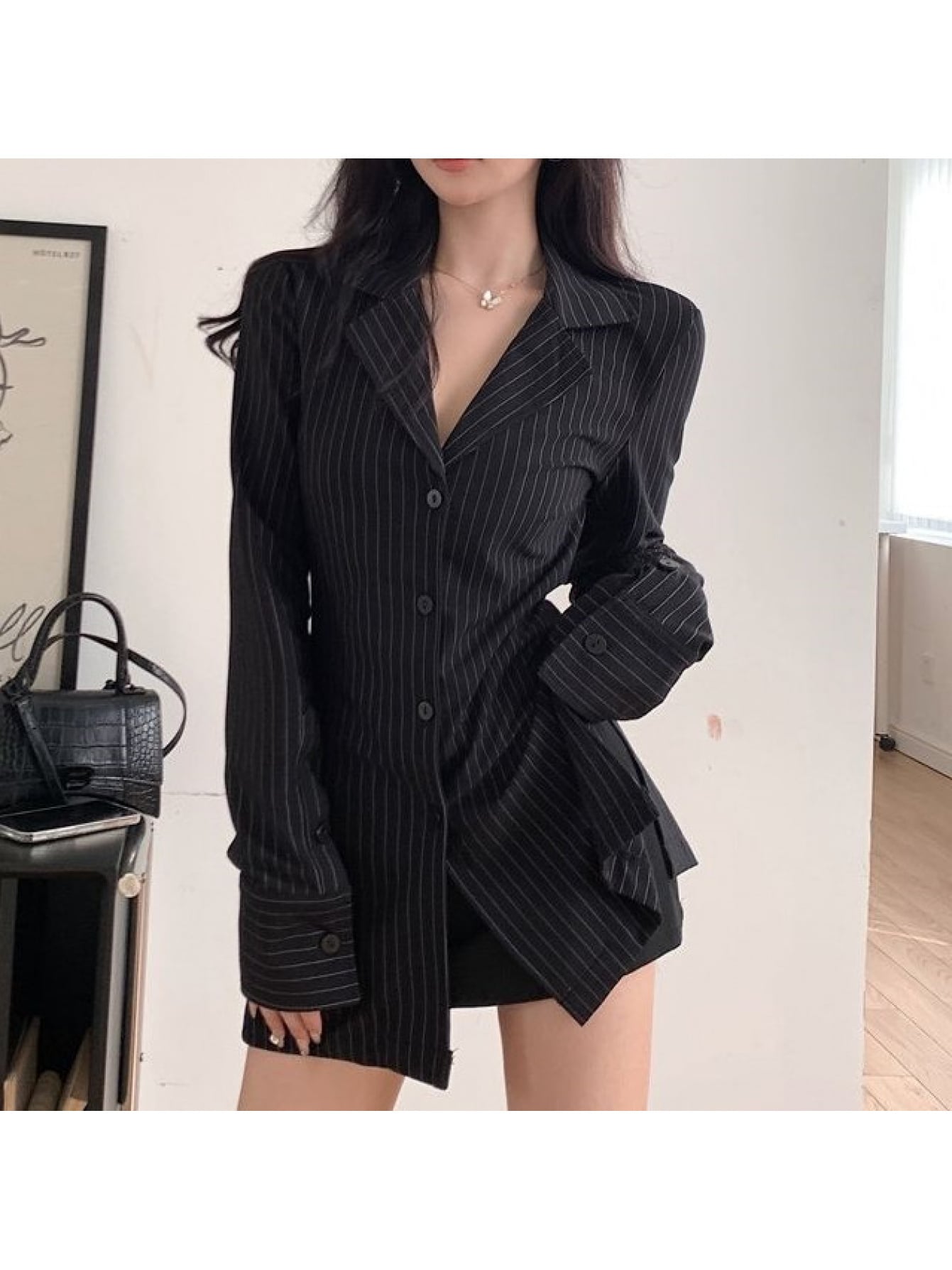 【全店30％OFF引き換え証があり】【美影ぼうし】 縞模様 プルオーバー レディース 長袖 トップ 上衣 襟付き添い人 酉の方角目じるし 着痩せ トップス ピン縞模様 縦縞 好いたらしいめ 執務室 通い OL 御役目服 事務服 細身 か細い きつい お尻