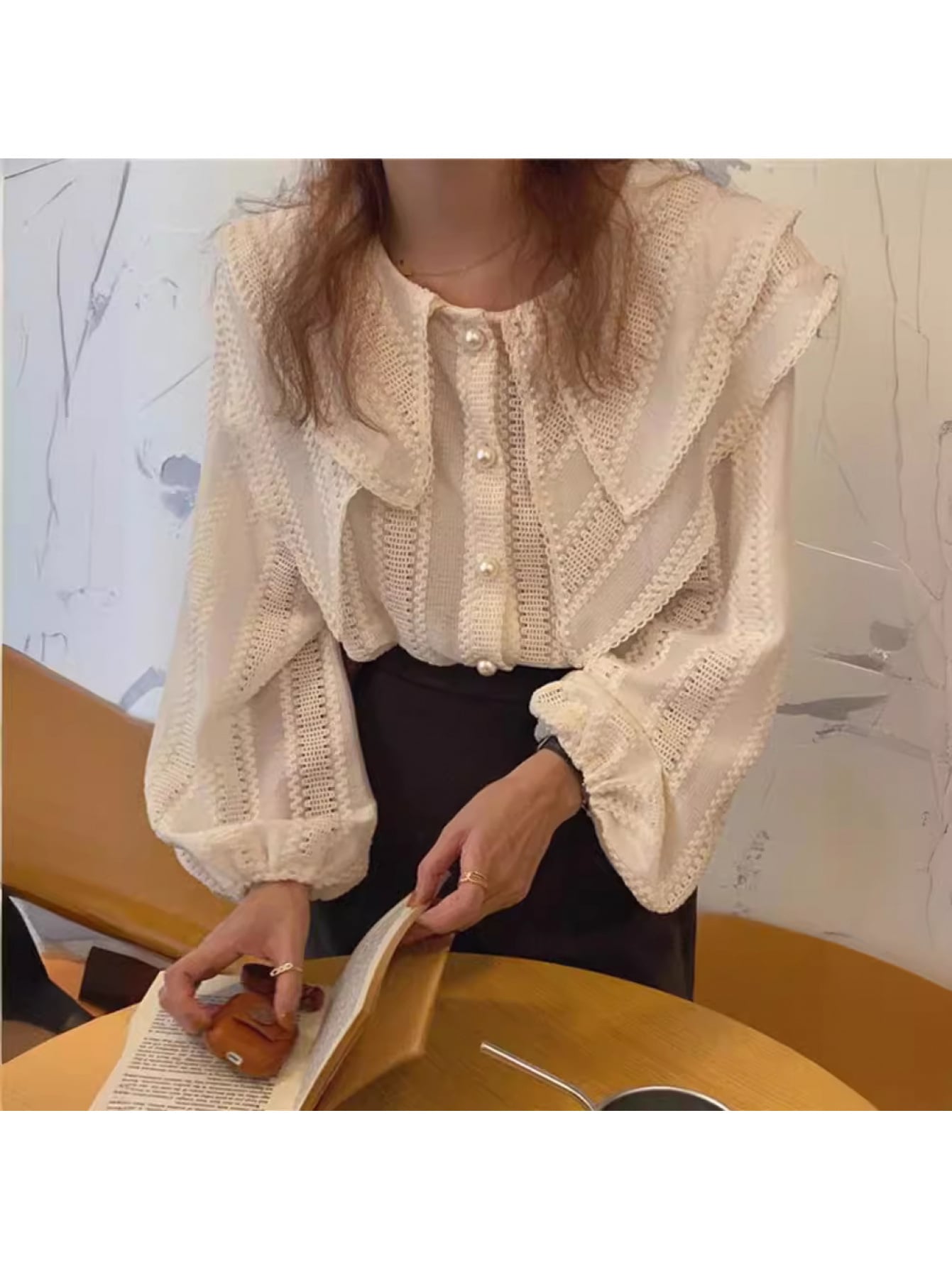 【全店30％OFF引き換え証があり】トップ レディース 長袖 スピード競技 トップス プルオーバー ビッグ色合い 襟付き添い人 二重襟 パール名取り草 音の大きさ捩り 軽気球袖 上衣 ティーシャツ 刺しゅう シアー 透け感 総スピード競技 成年者好いたらしい 好いたらしいめ 韓国