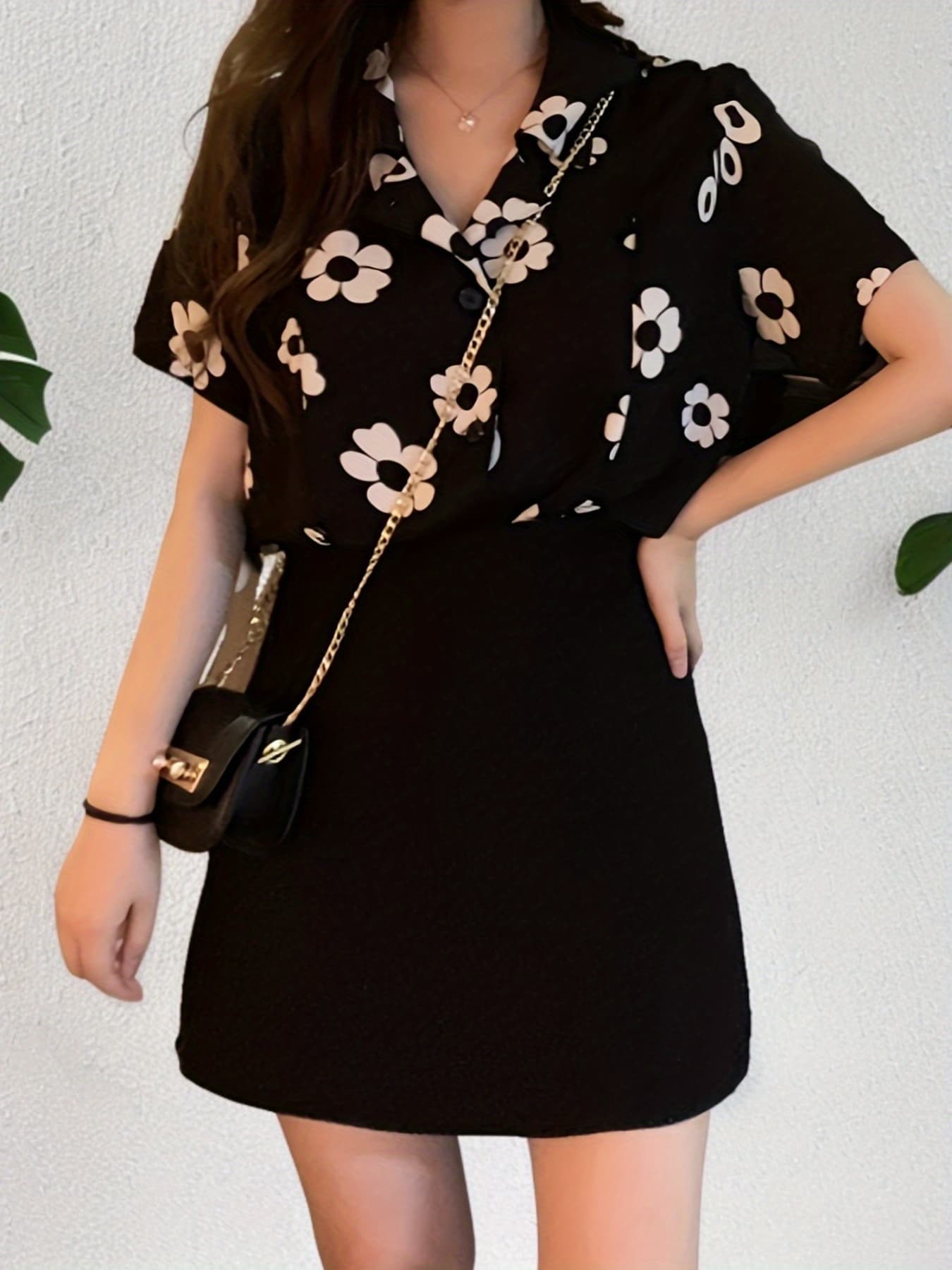 【全店30％OFF引き換え証があり】【レトロ花柄】 アロハシャツ レディース トップ 半袖 オープンカラーシャツ 開襟プルオーバー トップス ゆったり 気が大きい大きさ プルオーバートップ 総柄プルオーバー 5分袖 前食い違い 冷やりとした 夏服 春 夏 薄っぺら 体型押しかぶせる 二の腕