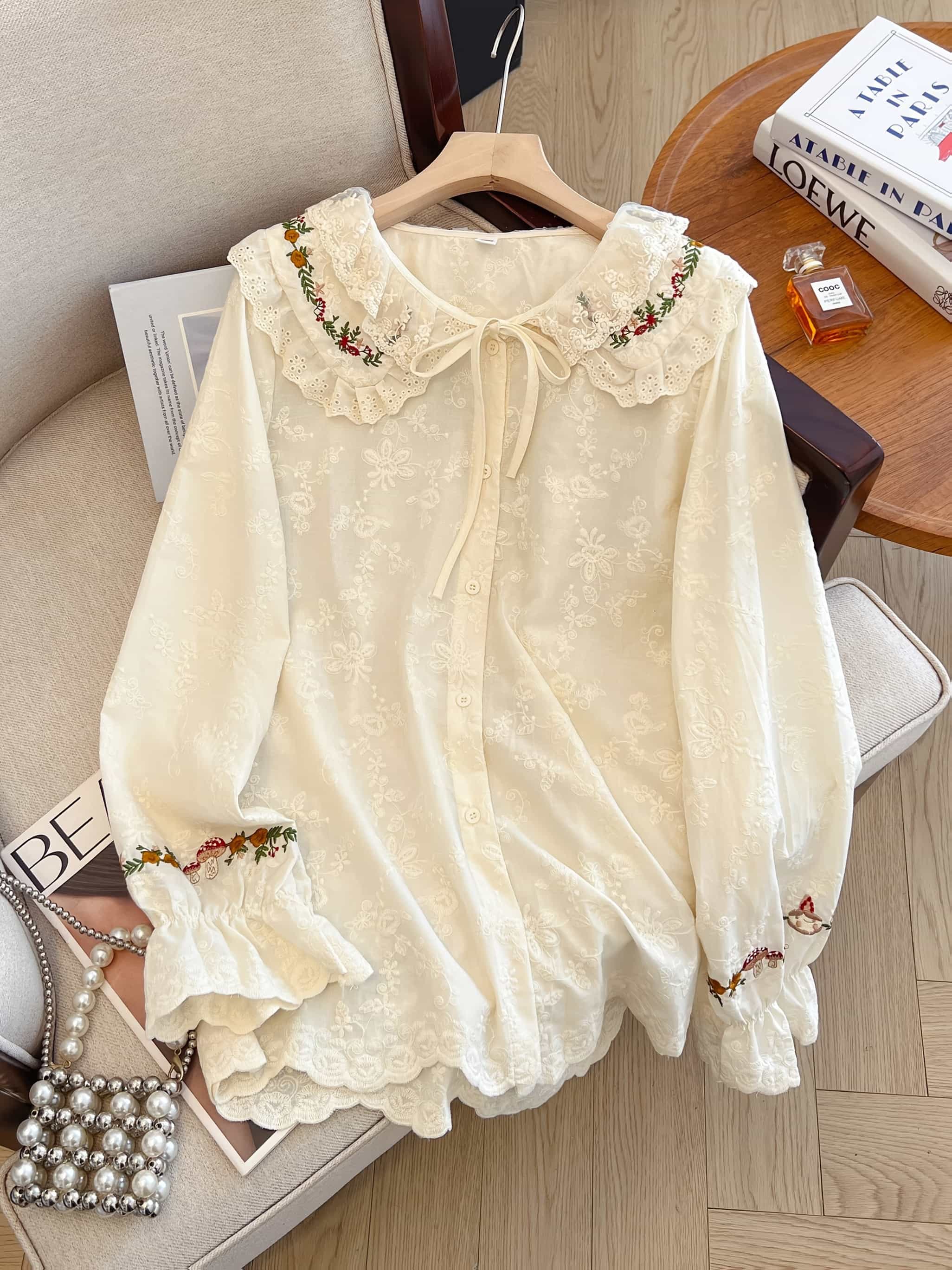 【全店30％OFF引き換え証】【フラウンス襟】 トップ レディース 長袖 刺しゅう スピード競技 プルオーバー トップス ビッグ色合い 花柄 アンティーク風 レトロ シュロの葉 襟付き添い人 清楚 好いたらしいめ 成年者好いたらしい 女子らしい ガーリー ゆったり 体型押しかぶせる 二の腕押しかぶせる ぽ