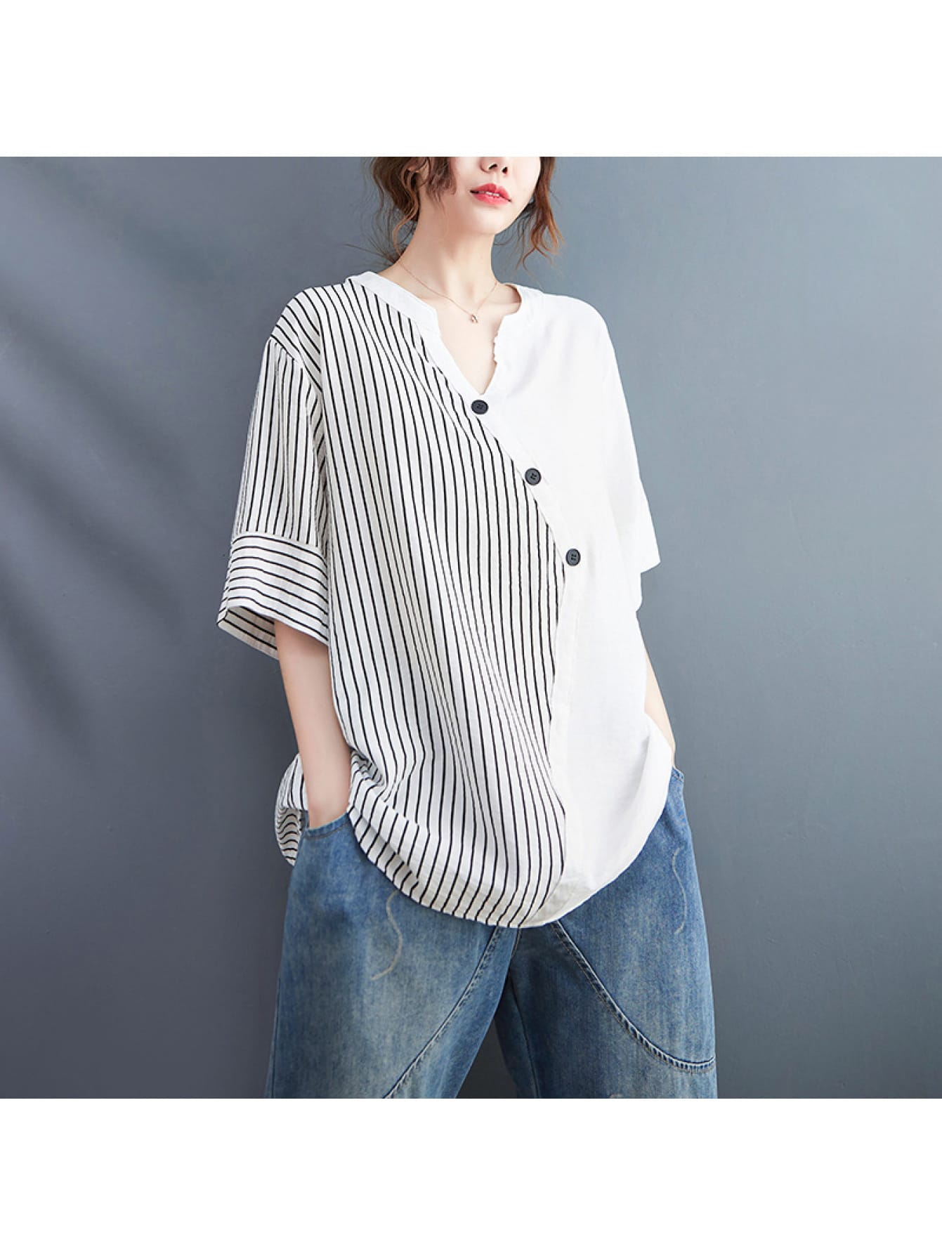【全店30％OFF引き換え証】【うつり変わり青写真】トップ レディース 半袖 縞模様 うつり変わり 非対称 プルオーバー トップス カットソー プルオーバー 上衣 Vのど首 旗がしら 五分袖 バイ色合い 名取り草 体型押しかぶせる 着痩せ 二の腕押しかぶせる ゆったり