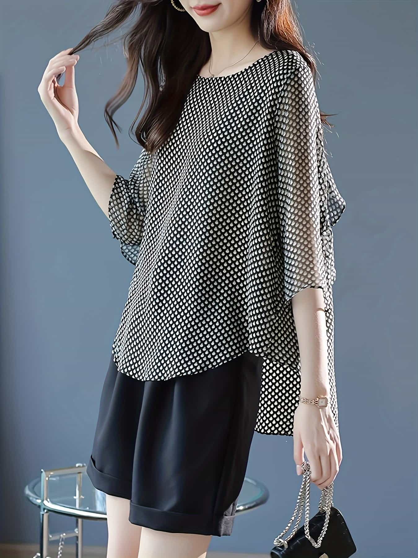 【全店30％OFF引き換え証】【体型押しかぶせる】トップ レディース トップス シフォン 点点柄 水玉 七分袖 上衣 プルオーバー ゆるプルオーバー ドルマンスリーブ 袖フラウンス 着痩せ 二の腕押しかぶせる お尻が隠れる ゆったり 気が大きい大きさ 好いたらしいめ 成年者好いたらしい