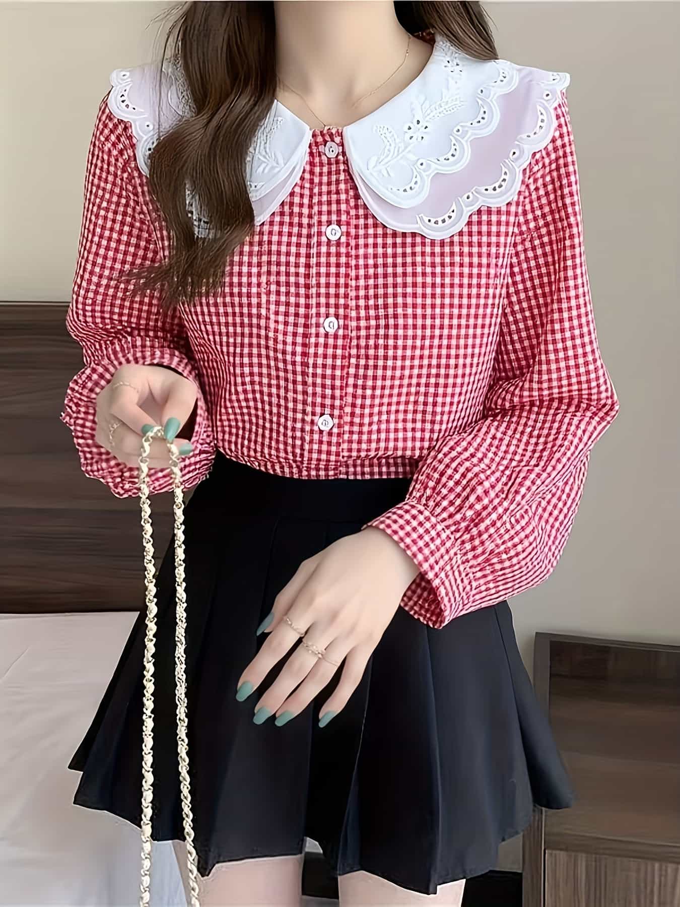 【全店30％OFF引き換え証】【ビッグ色合い】 トップ レディース 長袖 ギンガム読み合わせる プルオーバー トップス 襟付き添い人 刺しゅう スピード競技 フラウンス 丸襟 ぽわん袖 音の大きさ袖 ギンガム 読み合わせる柄 肌付き 重ね着 ゆったり 体型押しかぶせる 小顔成り行き 着痩せ