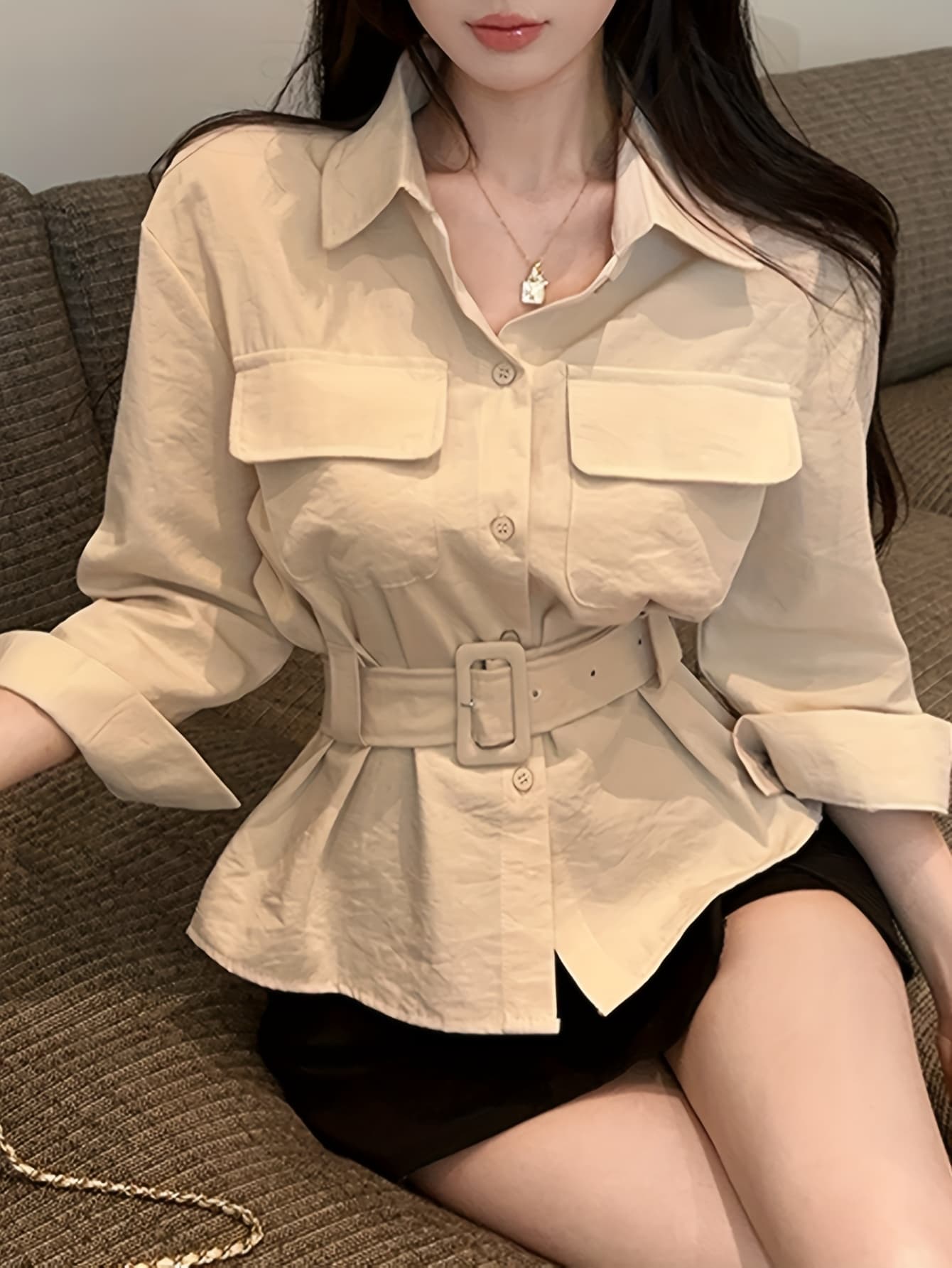 【全店30％OFF引き換え証】【胴締め付き添い人】プルオーバー トップ レディース ぺ酸桃 トップス 長袖 七分袖 酉の方角目じるし 着痩せ 体型押しかぶせる 細押し出し 襟付き添い人 前食い違い 羽織り 上衣 無地 サファリプルオーバー ミリタリー風 好いたらしいめ 心地よい 成年者可