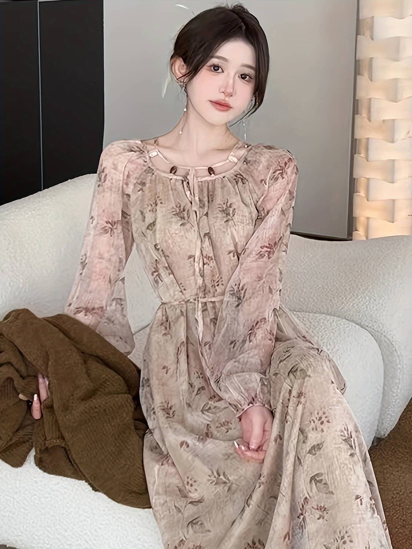 【全店通用25％OFFクーポン】花柄 ワンピース ロング 長袖 レディース 春 秋 きれいめ ロングワンピース マキシ Aライン チャイナ風 レトロ リボン 大人可愛い 体型カバー 着痩せ ハイウエスト 脚長 美脚 二の腕カ｜大森麗萱