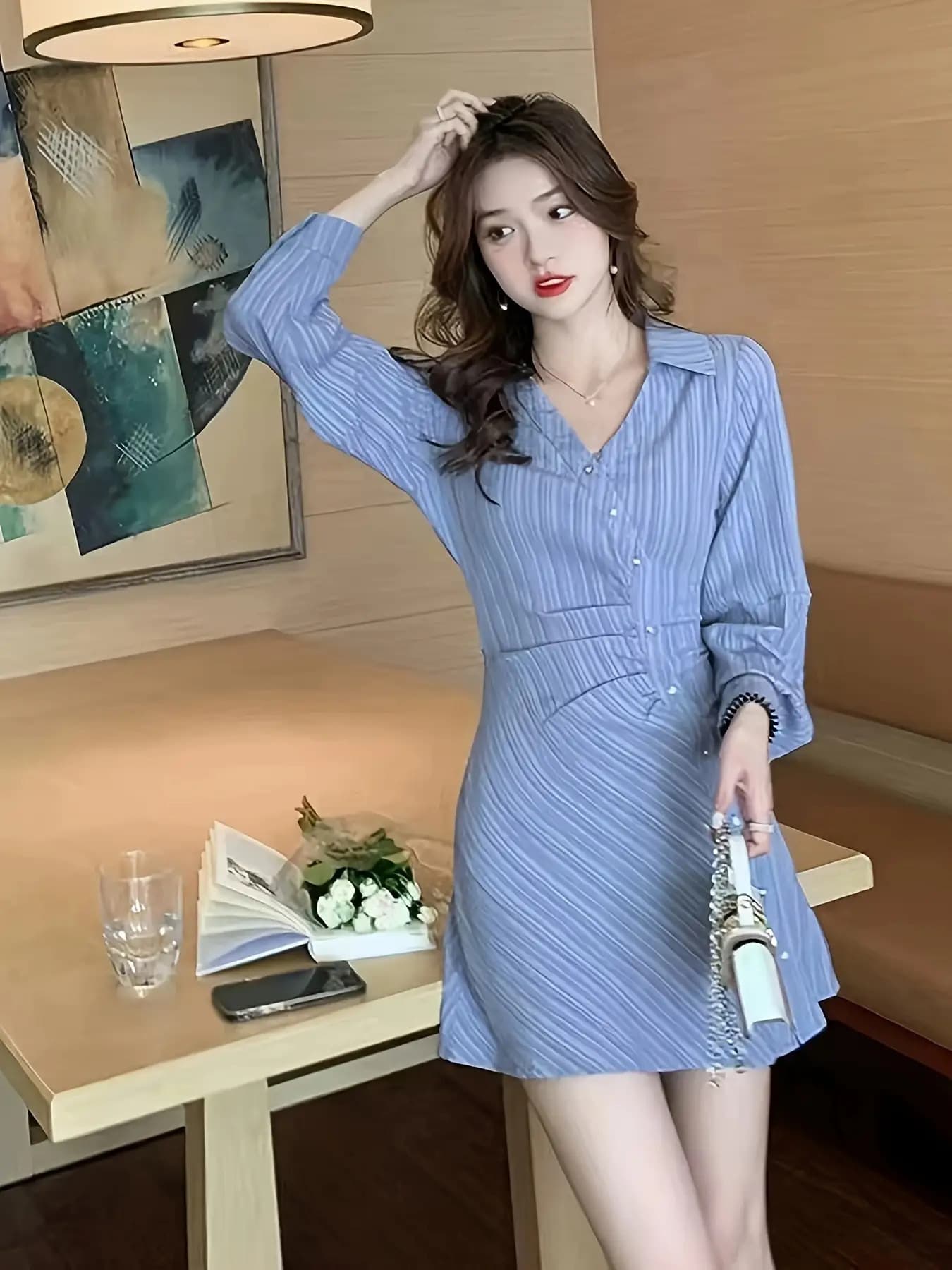 【全店通用25％OFFクーポン】【美シルエット】シャツワンピースストライプ柄レディース長袖VネックAラインミニワンピースシャツワンピチュニック膝上丈ショート丈ウエストマーク着痩せ細見え体型カバーきれいめフェミニン大人可愛いカ｜大森麗萱