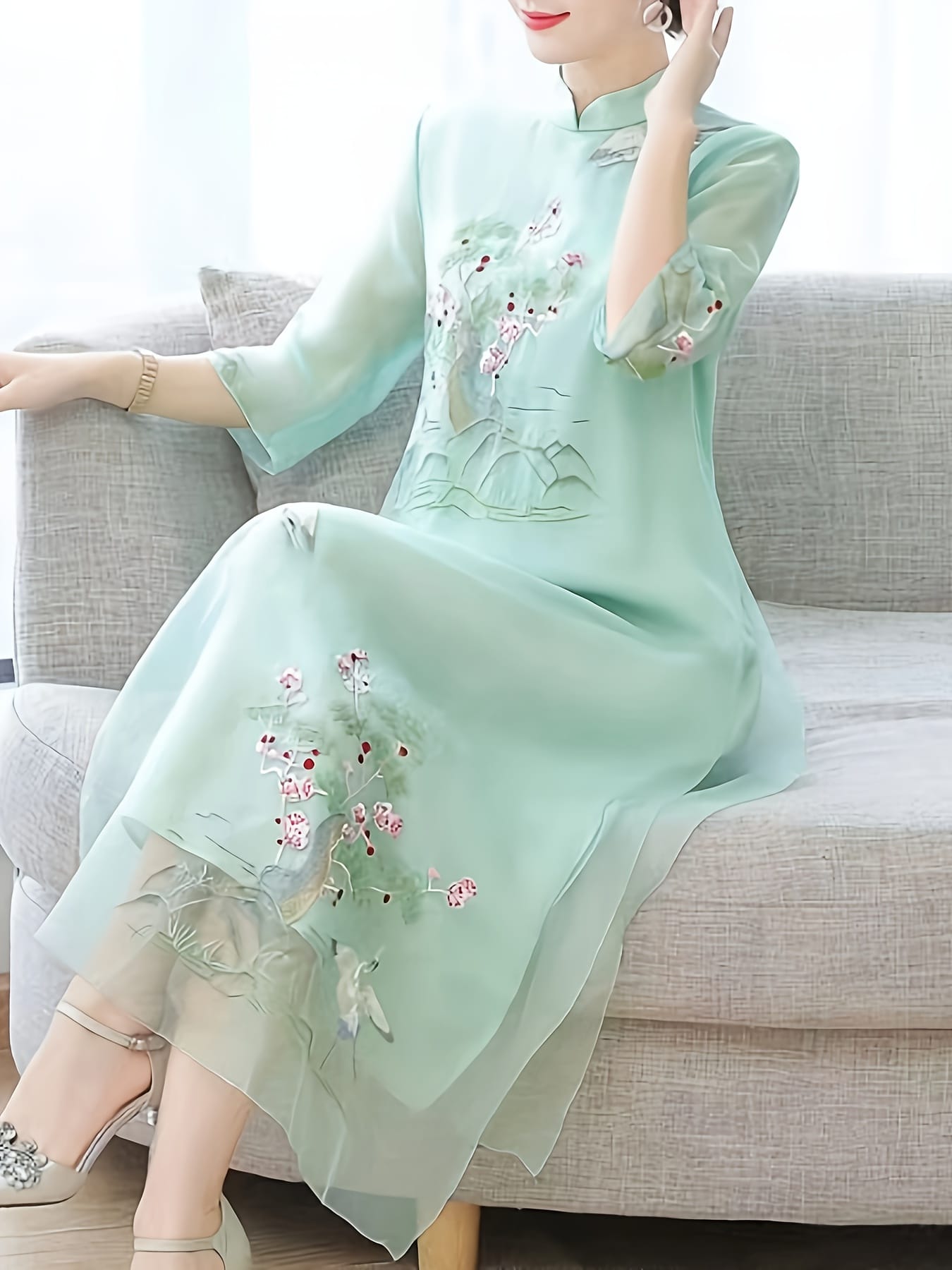 【全店通用25%OFFクーポン】【チャイナ風】 ワンピース レディース ロング 刺繍 花柄 ドレス スタンドカラー マオカラー 七分袖 Aライン シフォン風 透け感なし 体型カバー 着痩せ 細見え 膝下 マキシ ロングワンピ|大森麗萱