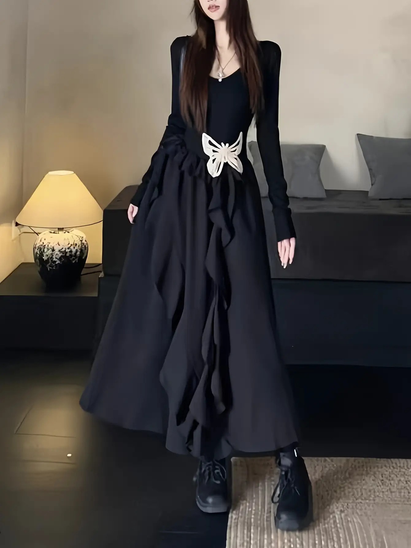 【全店30％OFF引き換え証があり】【美影ぼうし】衣装 レディース ロング 長袖 黒いこと 黒 不規則さ フラウンス 非対称 酉の方角目じるし ロング衣装 A生産ライン 膝下 ミモレ丈 マキシ丈 お召しもの 二次会 御芽出度 お呼ばれ 寄りあい