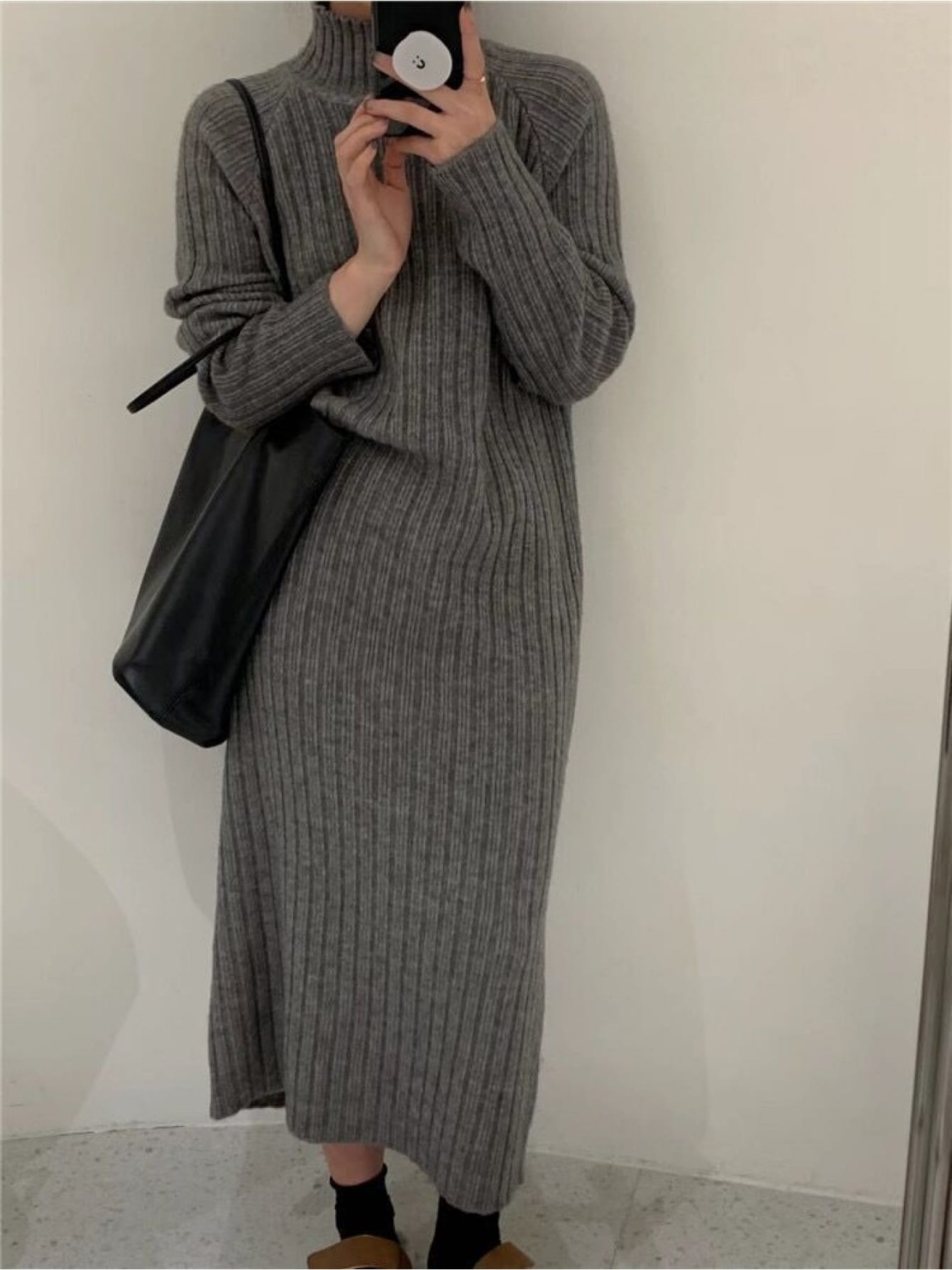 【全店30％OFF引き換え証があり】【体型押しかぶせる】 編み物衣装 ハイネック タートルネック ロング丈 マキシ丈 リブニット 長袖 スウェーター ワンピ ゆったり 着痩せ 細押し出し 生あたたかい 防寒 伸縮性 たわい無い お部屋着 お部屋お召しもの 通い 執務室 おっ母さん