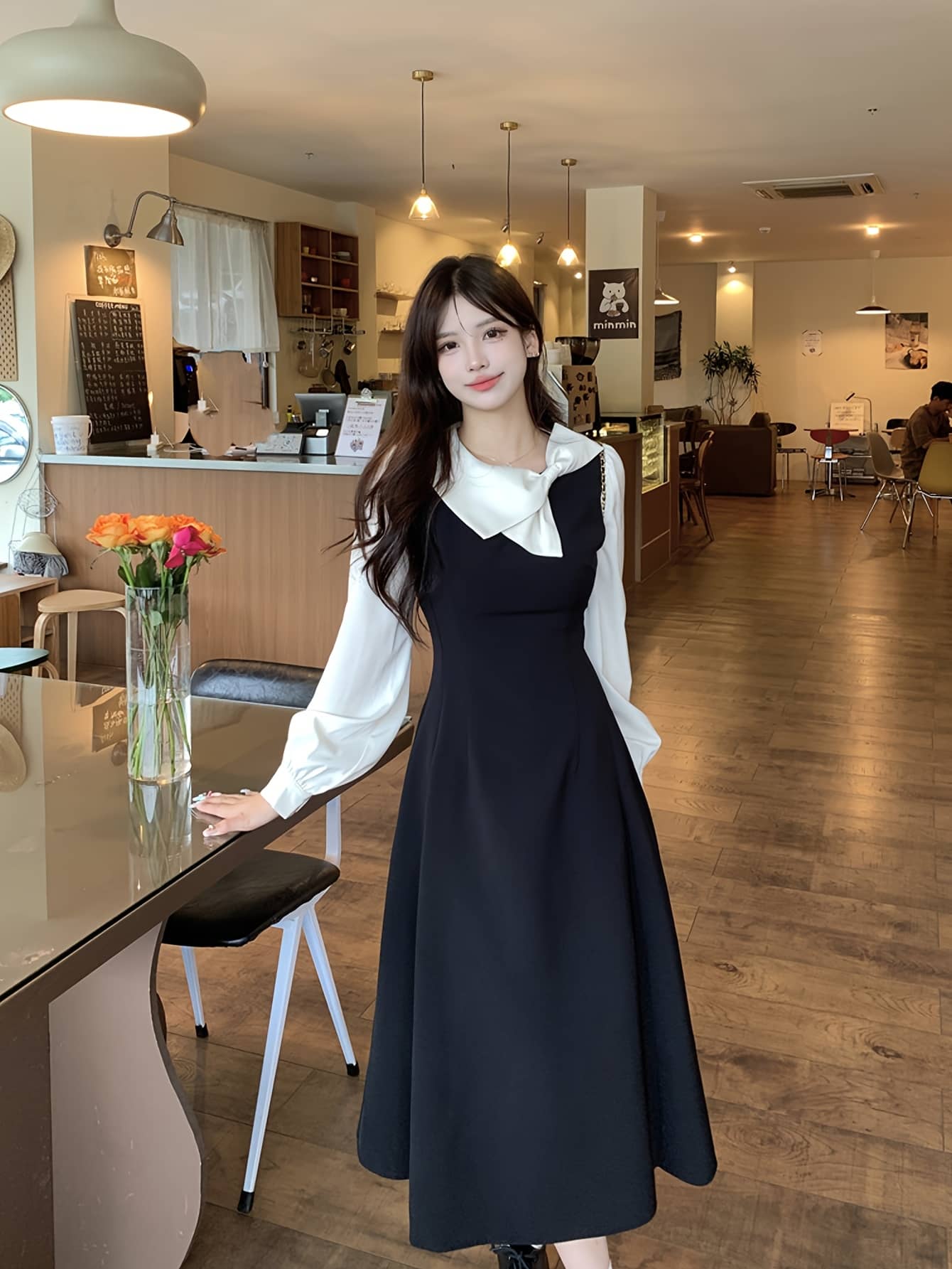 【全店30％OFFクーポンがあり】【大人可愛い】ワンピース レディース ロング 長袖 襟付き ビッグカラー リボン ブラウス切替 バイカラー モノトーン Aライン ワンピ ドレス ミモレ丈 重ね着風 フェミニン クラシック レトロ キレイめ 体型カバ｜大森麗萱