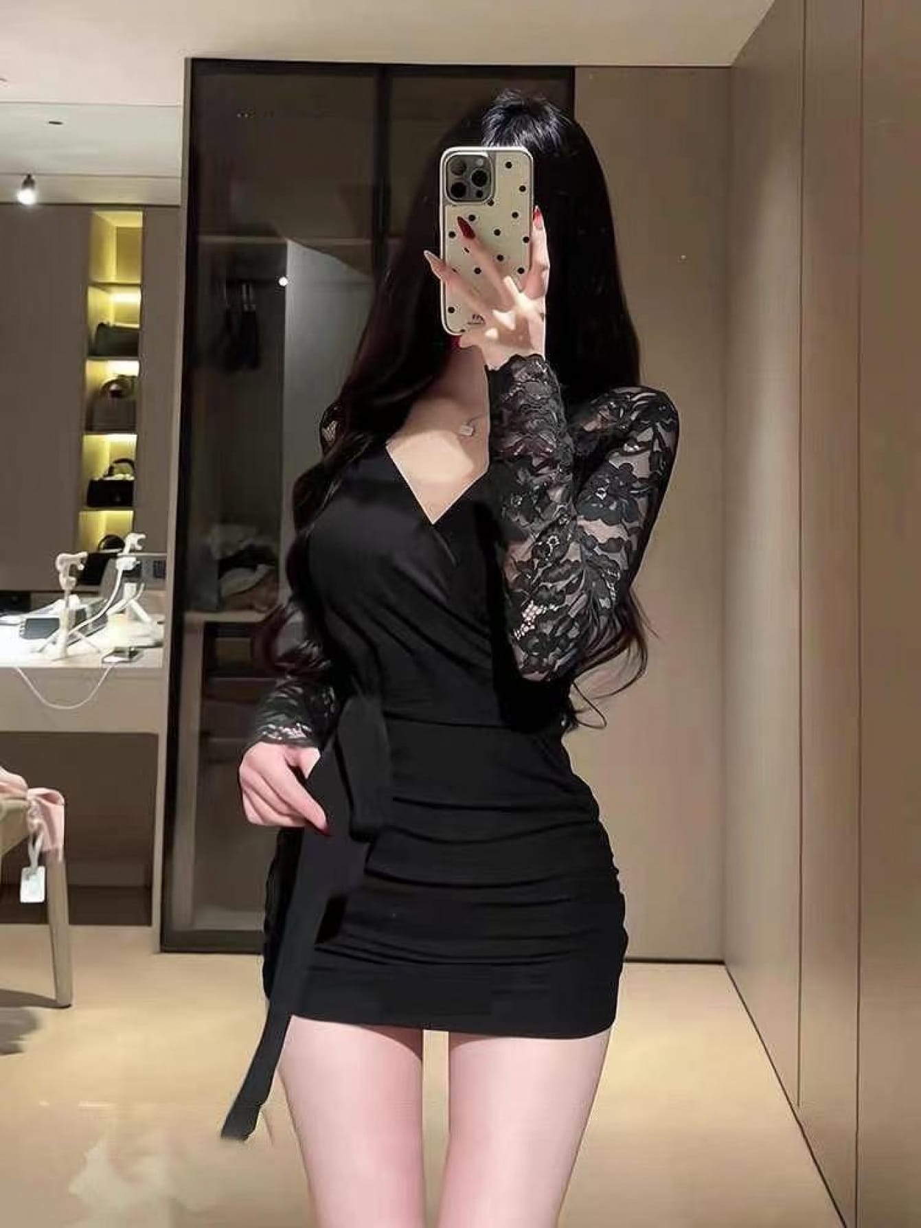 【全店30％OFF引き換え証】【艶っぽい】きつい 衣装 スピード競技 うつり変わり Vのど首 ミニ丈 長袖 ボディコン シャーリング ミニ衣装 膝上 お召しもの 御嬢さん 韓国 キャバ お呼ばれ 二次会 寄りあい ナイト爵お召しもの 黒 黒いこと 着痩せ 細見