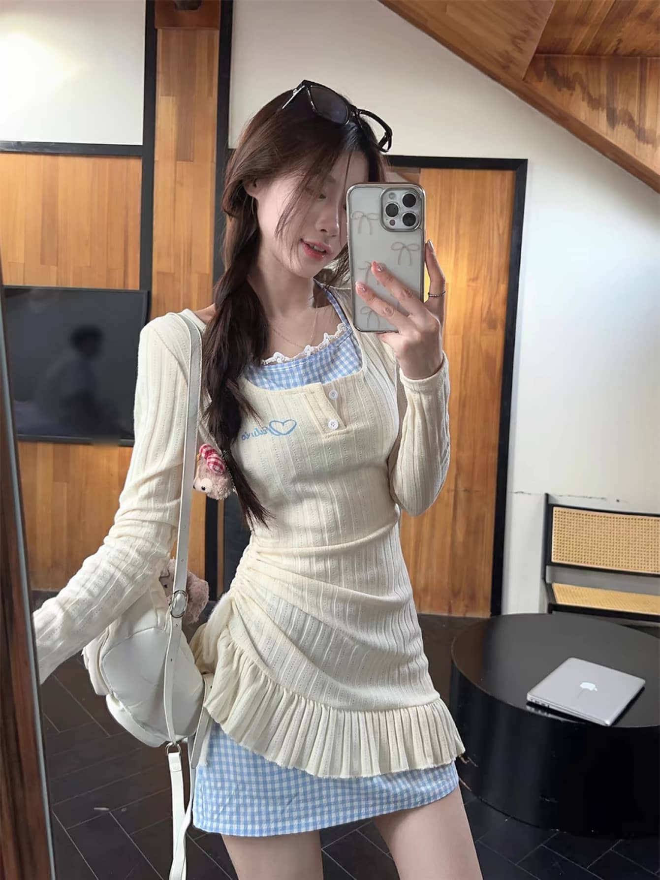 【全店通用25％OFFクーポン】【重ね着風】ワンピース レディース ギンガムチェック 切り替え フェイクレイヤード リブニット ミニワンピース タイト 長袖 裾フリル アシンメトリー シャーリング ウエストマーク 着痩せ 細見え 脚長効果 体型カバー｜大森麗萱