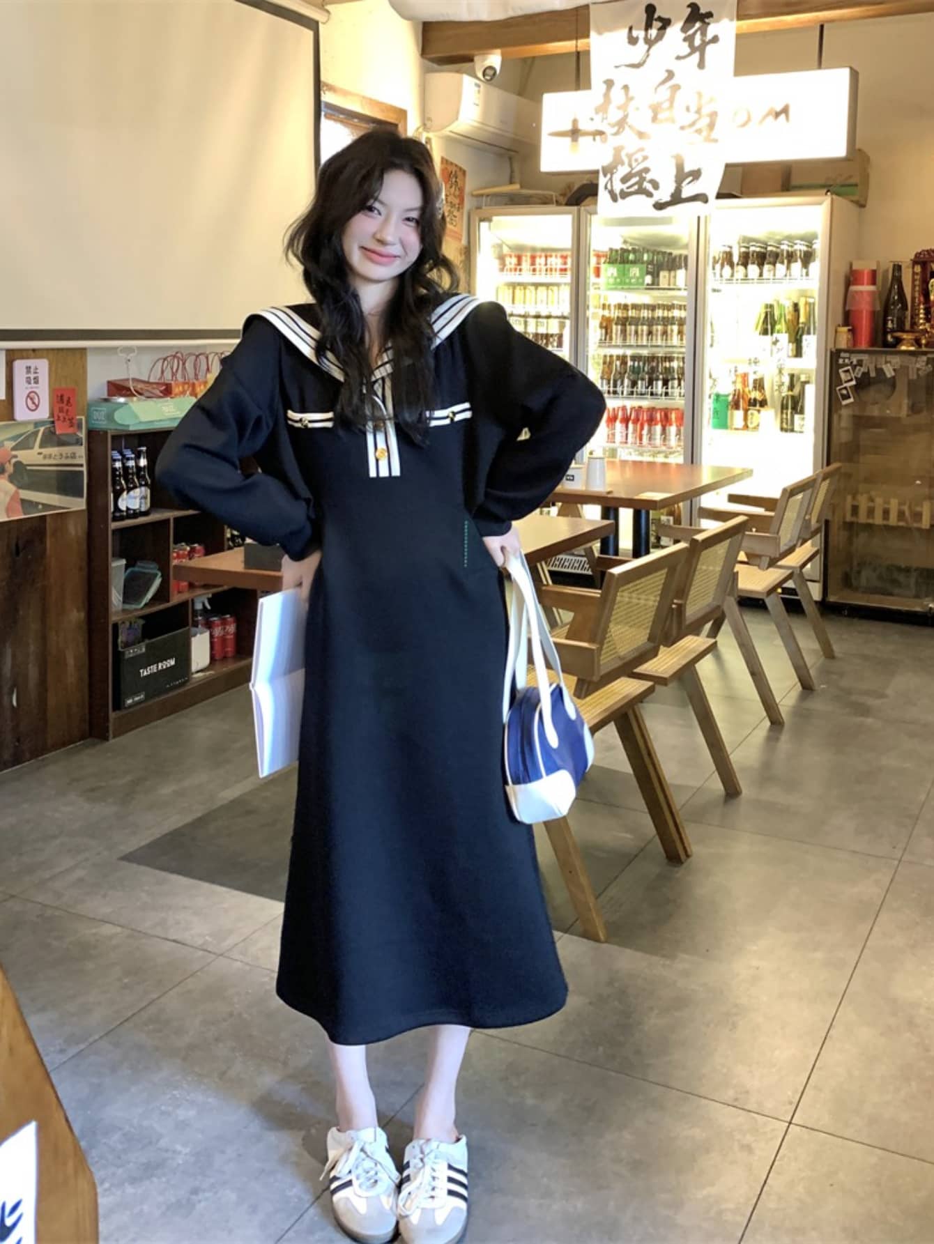 【全店30％OFF引き換え証】【乗り組み員色合い】 衣装 ロング レディース 長袖 襟付き添い人 乗り組み員襟 ロングワンピ 黒 黒いこと 気が大きい大きさ ゆったり 体型押しかぶせる 着痩せ ミモレ丈 膝下 心地よい 韓国 流行り物 成年者好いたらしい 好いたらしいめ 楽