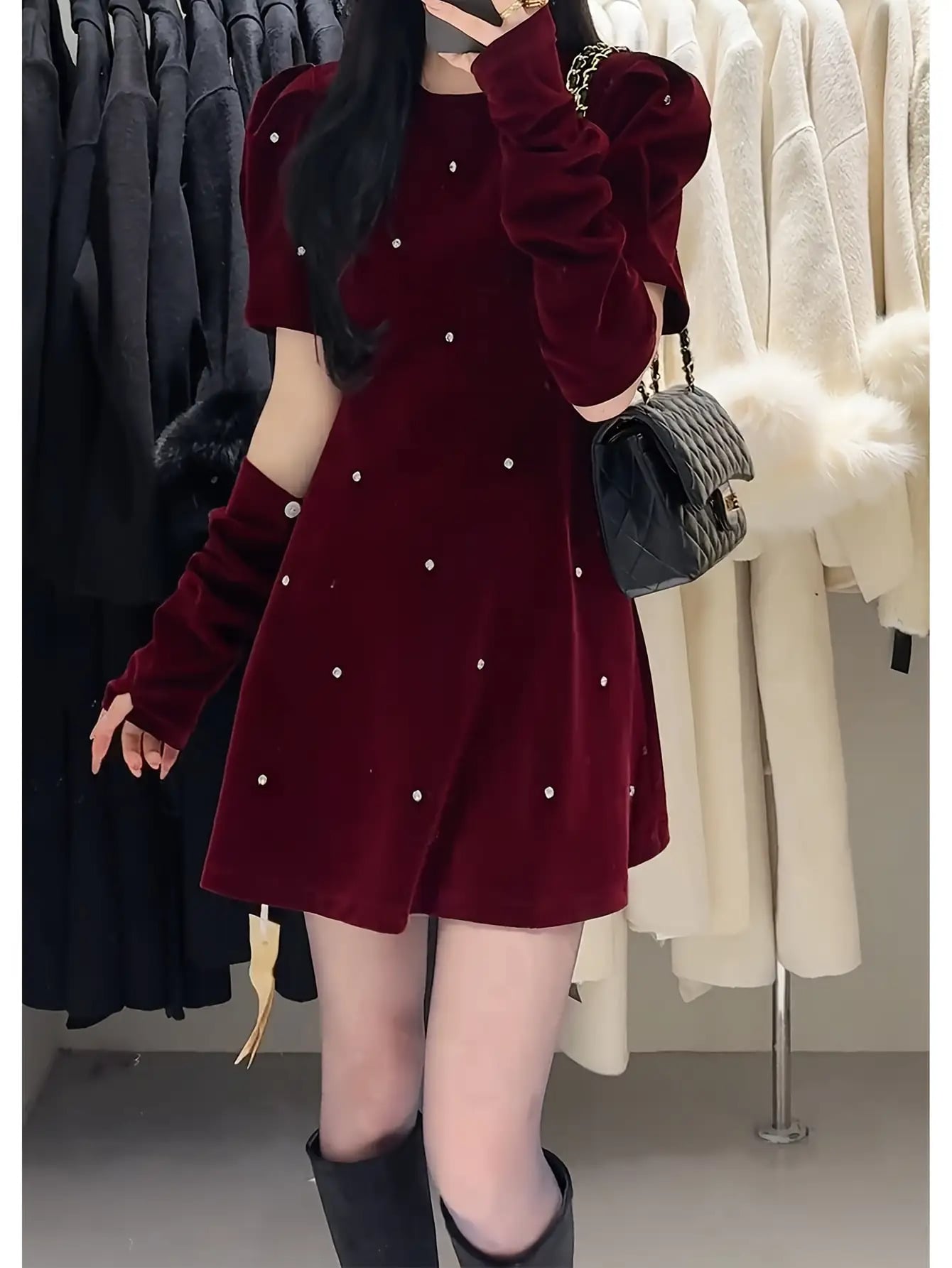 【全店30％OFF引き換え証】【天鵞絨原料品】 寄りあいお召しもの 衣装 ミニ丈 Ａ生産ライン ビジュー付き添い人 ボルドーワイン ぶどう酒赤いこと 天鵝絨 音の大きさ袖 遊撃手丈 好いたらしいめ 成年者好いたらしい 体型押しかぶせる 着痩せ 細押し出し 美脚 御芽出度 二次会 お呼ばれ