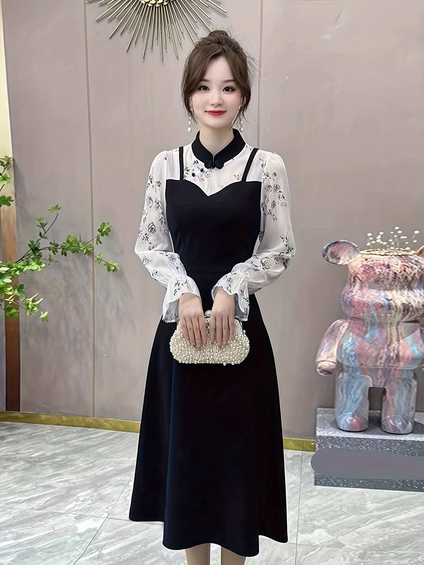 【全店30％OFF引き換え証】【瀬戸もの風】 衣装 レディース ロング衣装 うつり変わり 花柄 立ち襟 瀬戸ものお召しもの風 長袖 シアー袖 透け感 重ね着風 フェイクレイヤード A生産ライン 太陽フレア マキシ丈 ミモレ丈 酉の方角目じるし 着痩せ 体型カ