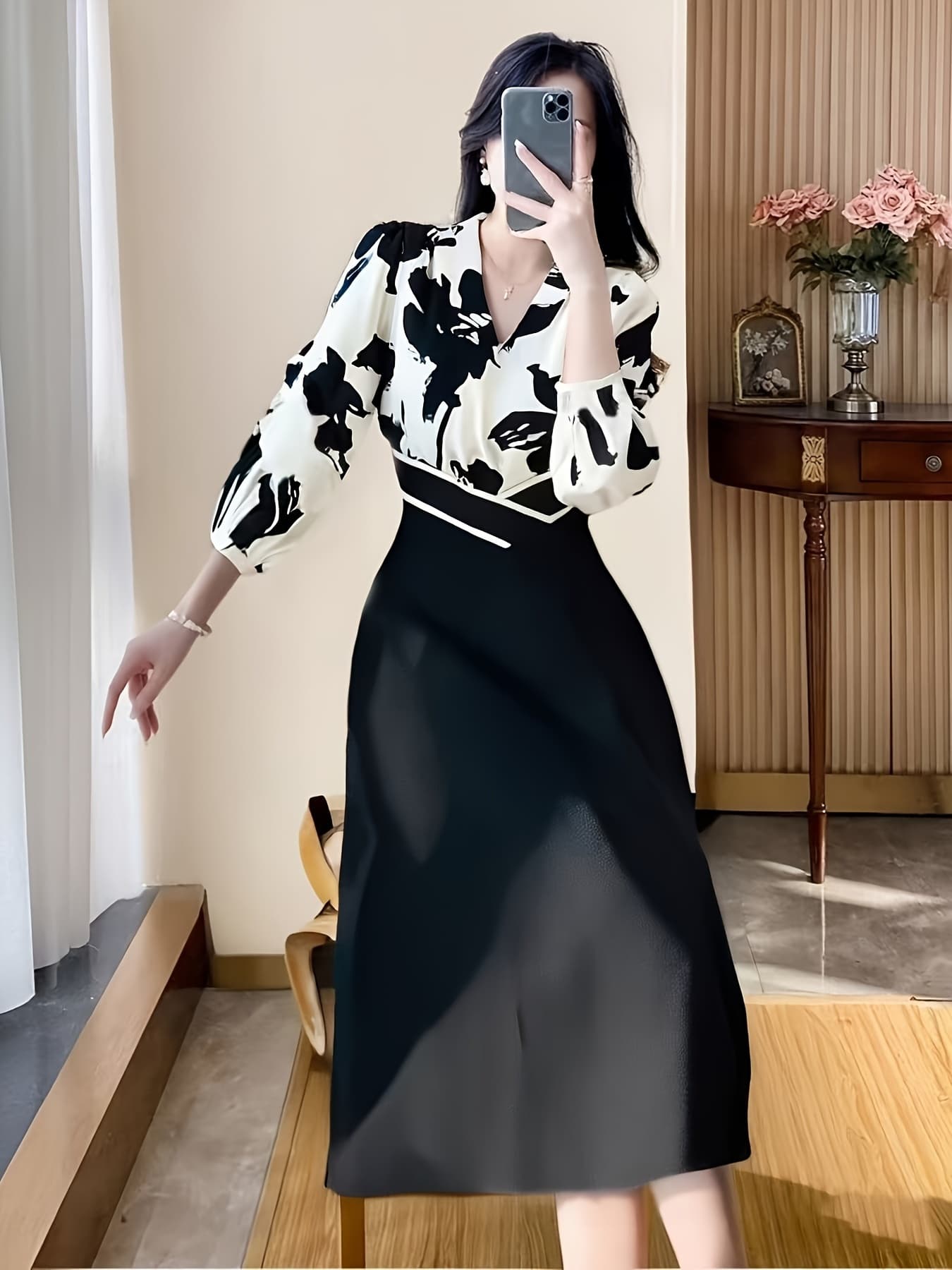 【全店通用25%OFFクーポン】【ドッキングワンピース】ワンピース レディース ロングワンピース 重ね着風 切り替え バイカラー 花柄 総柄 Vネック 長袖 ボリューム袖 Aライン ロング丈 ミモレ丈 ハイウエスト 体型カバー 着痩せ 細見え 通勤|大森麗萱