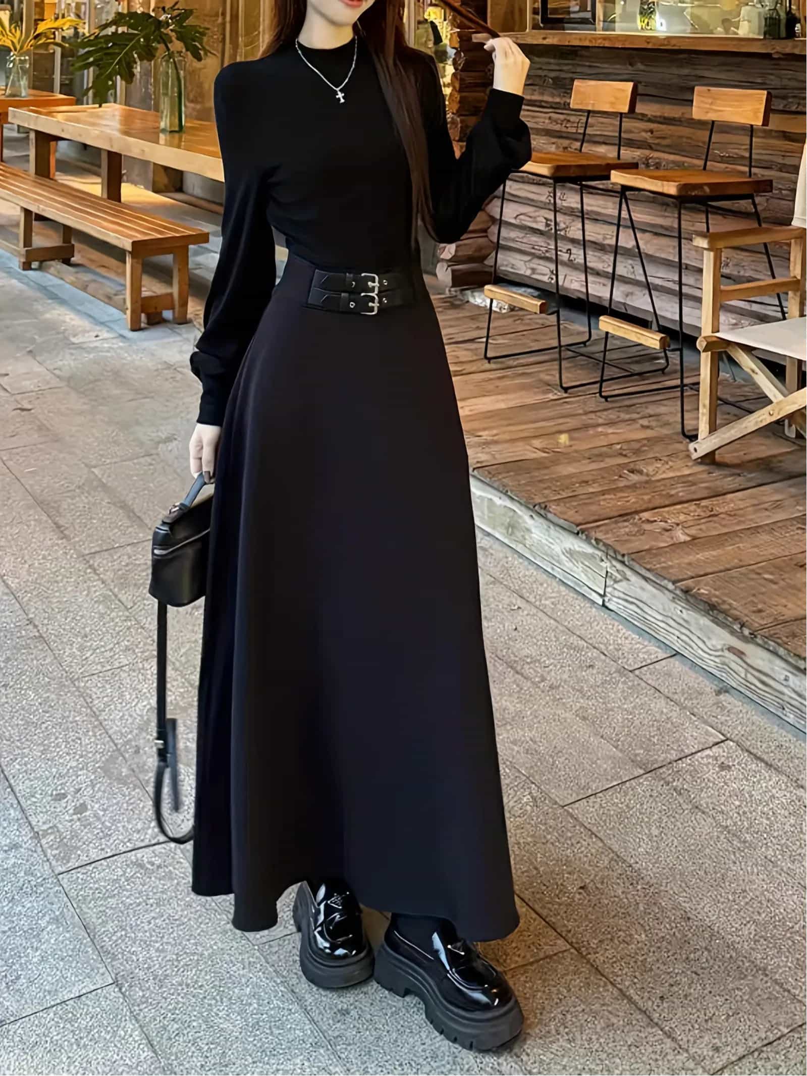 【全店通用25％OFFクーポン】【クラシック】ワンピース レディース ロングワンピース 黒 ブラック Aライン ハイウエスト ベルト付き ウエストマーク 長袖 クルーネック モックネック マキシ丈 清楚 キレイめ 大人可愛い カジュアル フォーマル｜大森麗萱