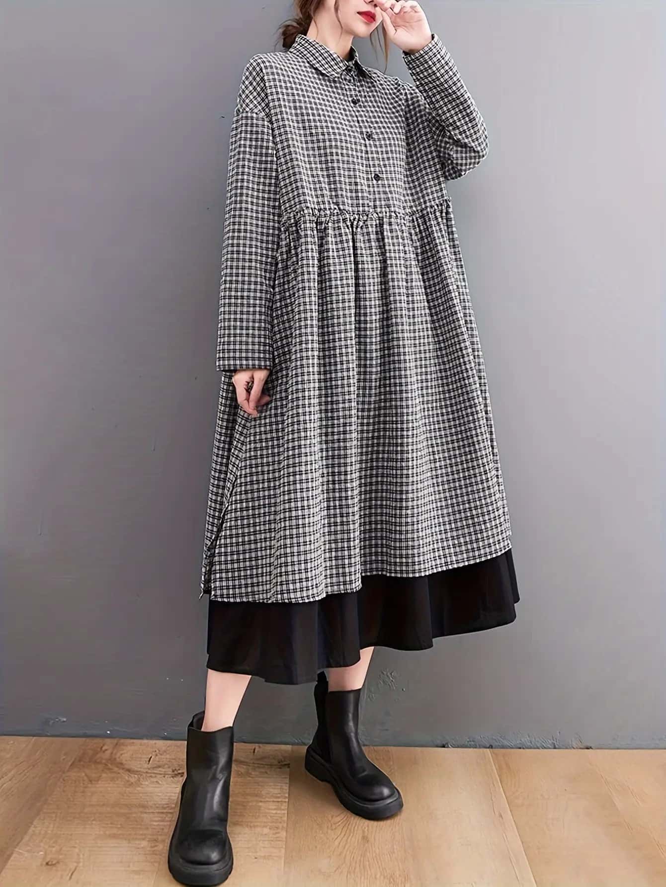 【全店通用25％OFFクーポン】【切替デザイン】 シャツワンピース レディース チェック柄 ロングワンピース ギンガムチェック フェイクレイヤード 重ね着風 長袖 襟付き 前開き 羽織り ゆったり 大きいサイズ 体型カバー 着痩せ Aライン 裾切り替｜大森麗萱