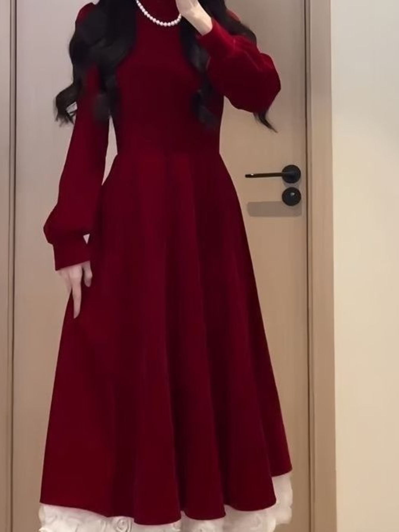 【全店30％OFF引き換え証】【クリスマスに】衣装 ロング衣装 天鵞絨 天鵝絨触れ合う レディース 赤 ボルドーワイン ぶどう酒赤いこと ハイネック Ａ生産ライン うつり変わり 裾スピード競技 膝下 マキシ丈 好いたらしいめ お呼ばれ 御芽出度 二次会 寄りあい 忘年