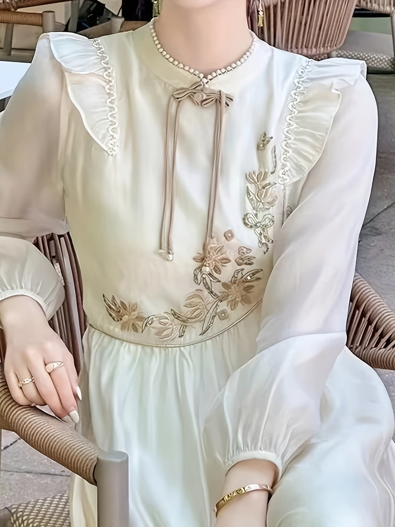 【全店30％OFF引き換え証】【刺しゅう青写真】 衣装 ロング衣装 長袖 レディース A生産ライン ワンピ ロング マキシ丈 照明ランプ色合い シュロの葉 フラウンス 花柄 音の大きさ袖 軽気球袖 うつり変わり 体型押しかぶせる 二の腕押しかぶせる 着痩せ 透けにくい