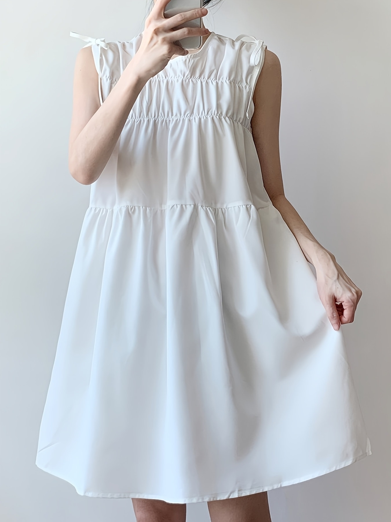 【全店30％OFFクーポン券】【シュロの葉肩先】衣装 レディース ノースリーブ ティアードワンピース Ａ伝達ルート ミモレ丈 ロング ワンピ 労働者の一団素っ首 シャーリング ギャザー フラウンス 無地 白 白いこと 成年者好いたらしい 好いたらしいめ 心地好い フェミ