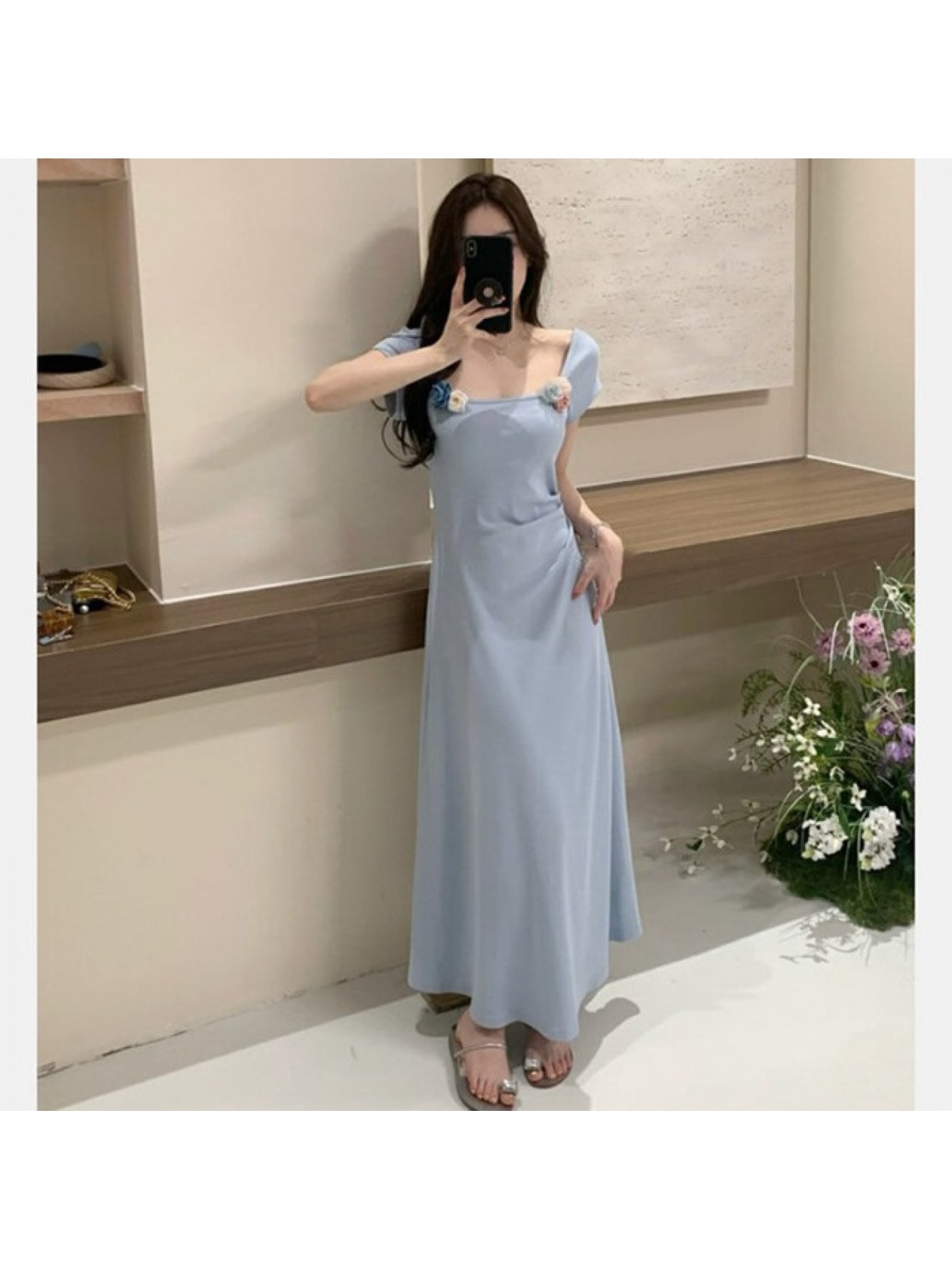 【全店30％OFF引き換え証】【2025新作】ワンピースレディースロングワンピースマキシ丈真四角のど首半袖立体花フレンチフラワーシャーリングギャザーA生産ライン体型押しかぶせる着痩せ細見え脚長二の腕押しかぶせる成年者好いたらしいフェミニンエレガント好いたらしいめ清楚会う約束うしろ帯会お