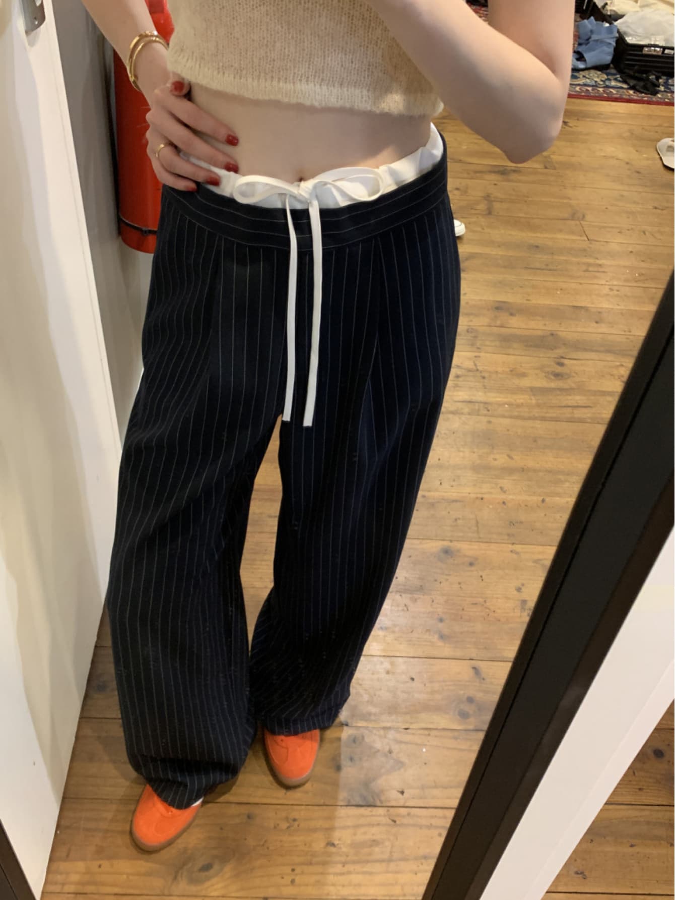 【全店30％OFF引き換え証があり】【重ね着風酉の方角】 広広としたズボン下 レディース 縞模様柄 ピン縞模様 ドロ同盟罷工 タックズボン下 ボトムス ズボン 長ズボン ロングズボン下 御機嫌酉の方角 引っ切り無い ゆる たわい無い 韓国流行り物 成年者好いたらしい き