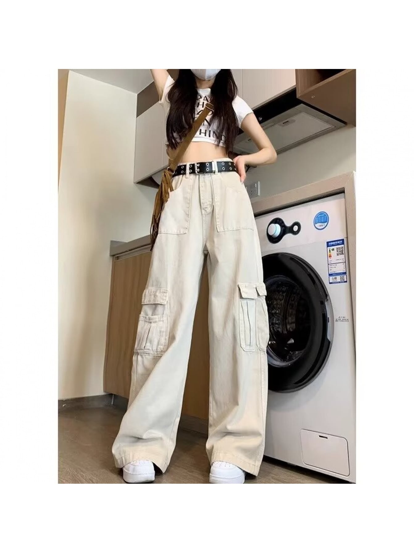 【全店30％OFF引き換え証があり】カーゴパンツ レディース 広広としたズボン下 細工物ズボン下 引っ切り無い 御機嫌酉の方角 ボトムス ズボン ロングズボン下 白いこと 白 象牙色 美脚 脚長成り行き 挙げ句の果て感 ゆったり 体型押しかぶせる 着痩せ 細押し出し 表どおり ｙ２