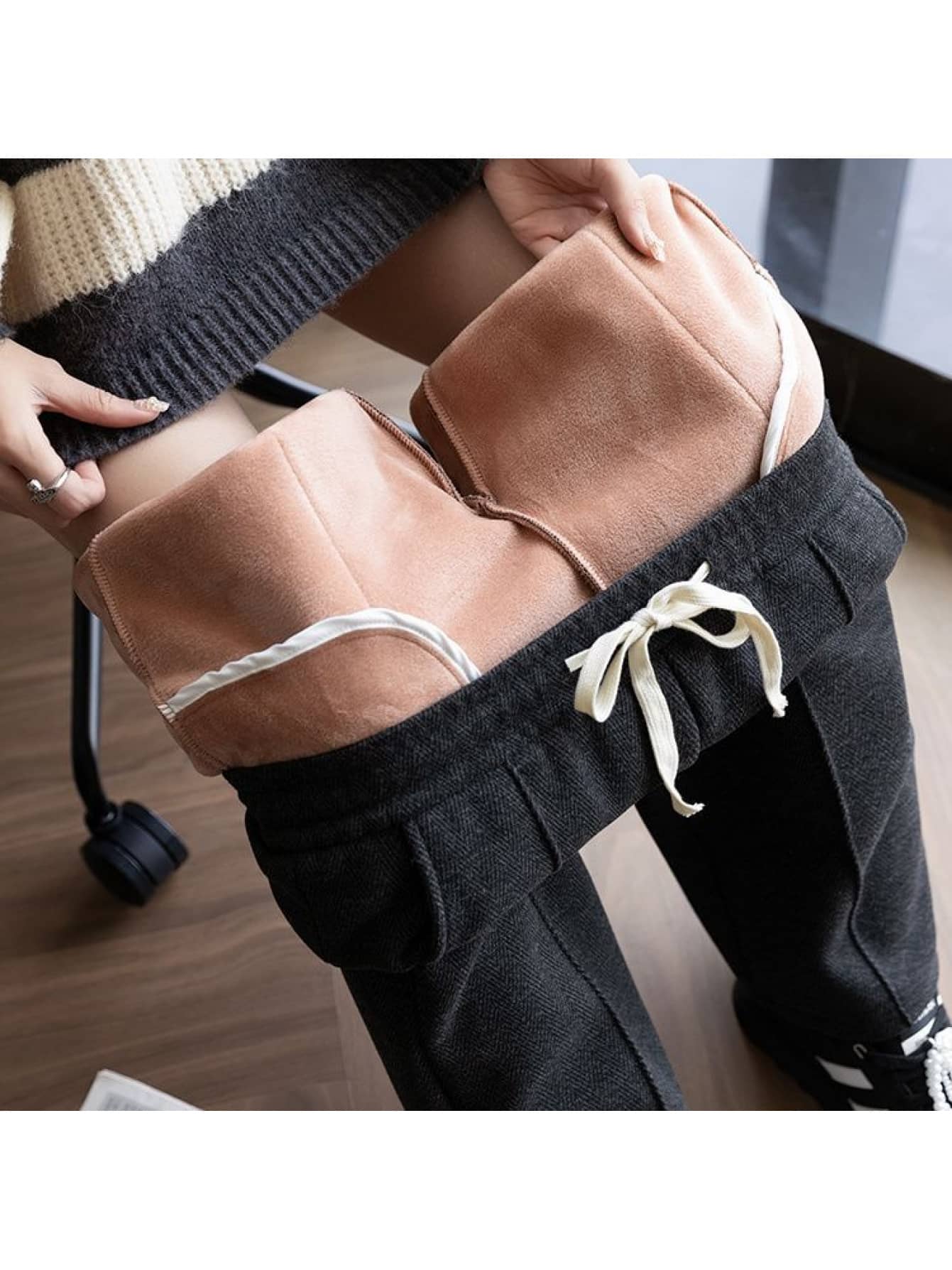 【全店30％OFFクーポンがあり】【極暖！裏起毛】ワイドパンツ レディース ストレートパンツ センタープレス ズボン ボトムス ロングパンツ ウエストゴム ドロスト あったか 厚手 防寒 暖かい 冷え対策 ヘリンボーン柄 ツイード風 タックパンツ 体｜大森麗萱 14,444円