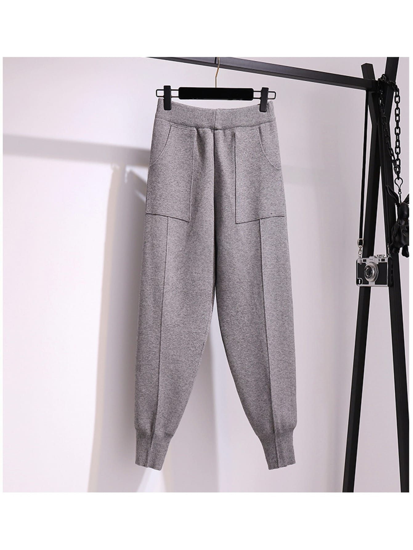 【全店30％OFF引き換え証があり】【美脚×防寒】テーパードパンツ レディース ジョガーパンツ スウェットパンツ 真っただ中生産ライン 朦々たる あったか 好いたらしいめ 心地よい たわい無い 裾肋材 衣嚢付 体型押しかぶせる 着痩せ 細押し出し 生あたたかい 秋冬 成年者好いたらしい ゆ