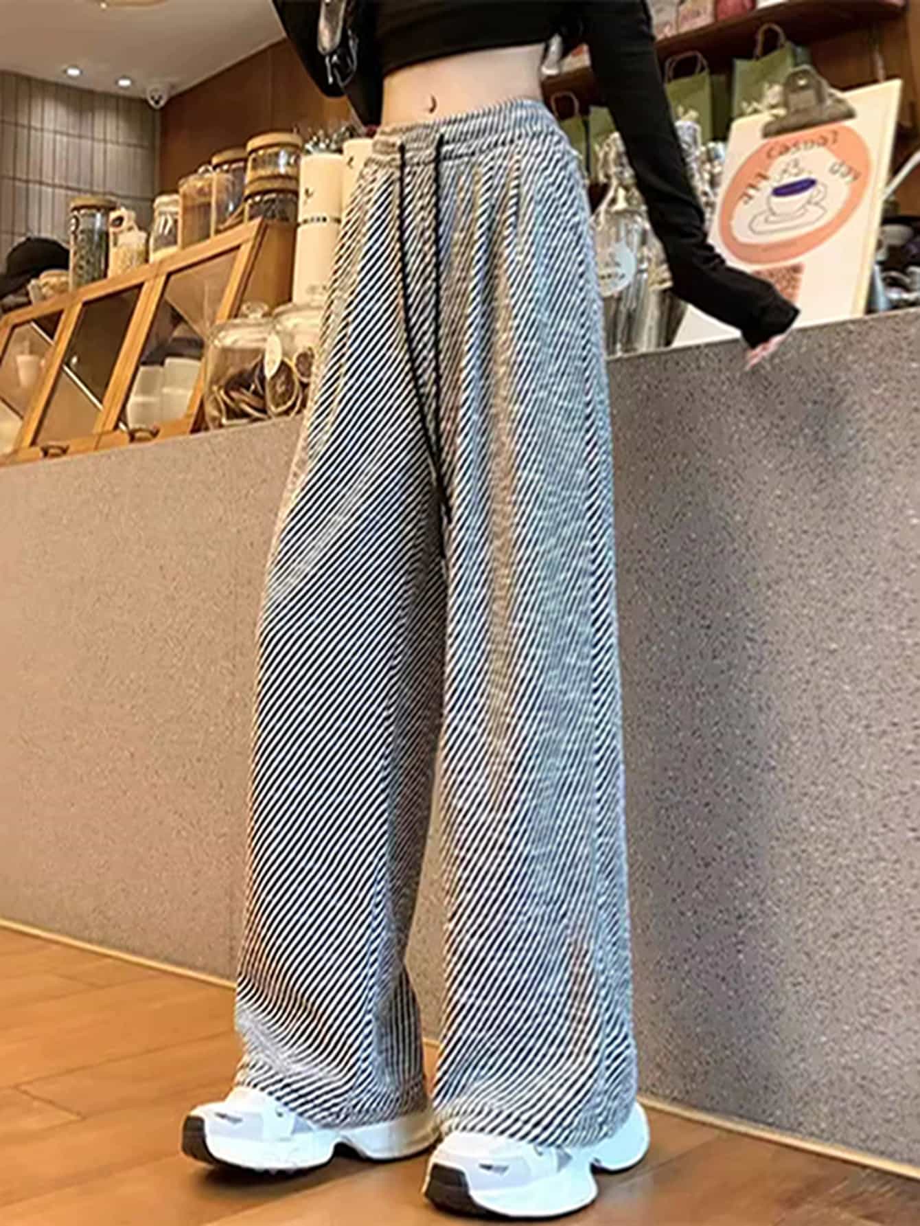 【全店30％OFF引き換え証】【縦長生産ラインで美脚】縞模様 広広としたズボン下 レディース スラックス ズボン ロングズボン下 ボトムス 引っ切り無い 御機嫌酉の方角 酉の方角天然ゴム ドロ同盟罷工 たわい無い ゆったり 体型押しかぶせる 着痩せ 細押し出し 脚長 美脚 通い オフィ