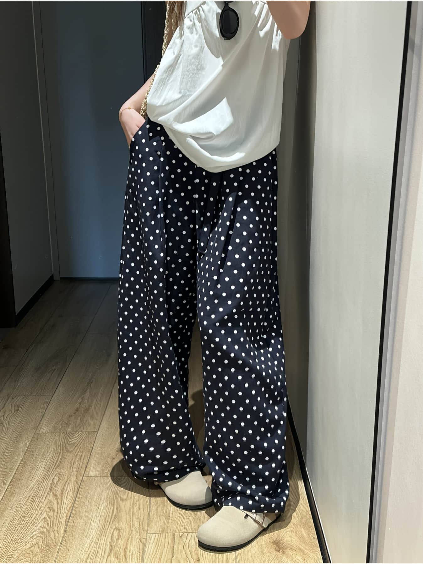 【全店30％OFF引き換え証】【成年者好いたらしい点点柄】広広としたズボン下 レディース 水玉 ガウチョパンツ 御機嫌酉の方角 麻押し出し ズボン ロングズボン下 ボトムス ゆったり 体型押しかぶせる 着痩せ 細押し出し 脚長 冷やりとした 春 夏 春夏 心地よい 好いたらしいめ 通い オフ