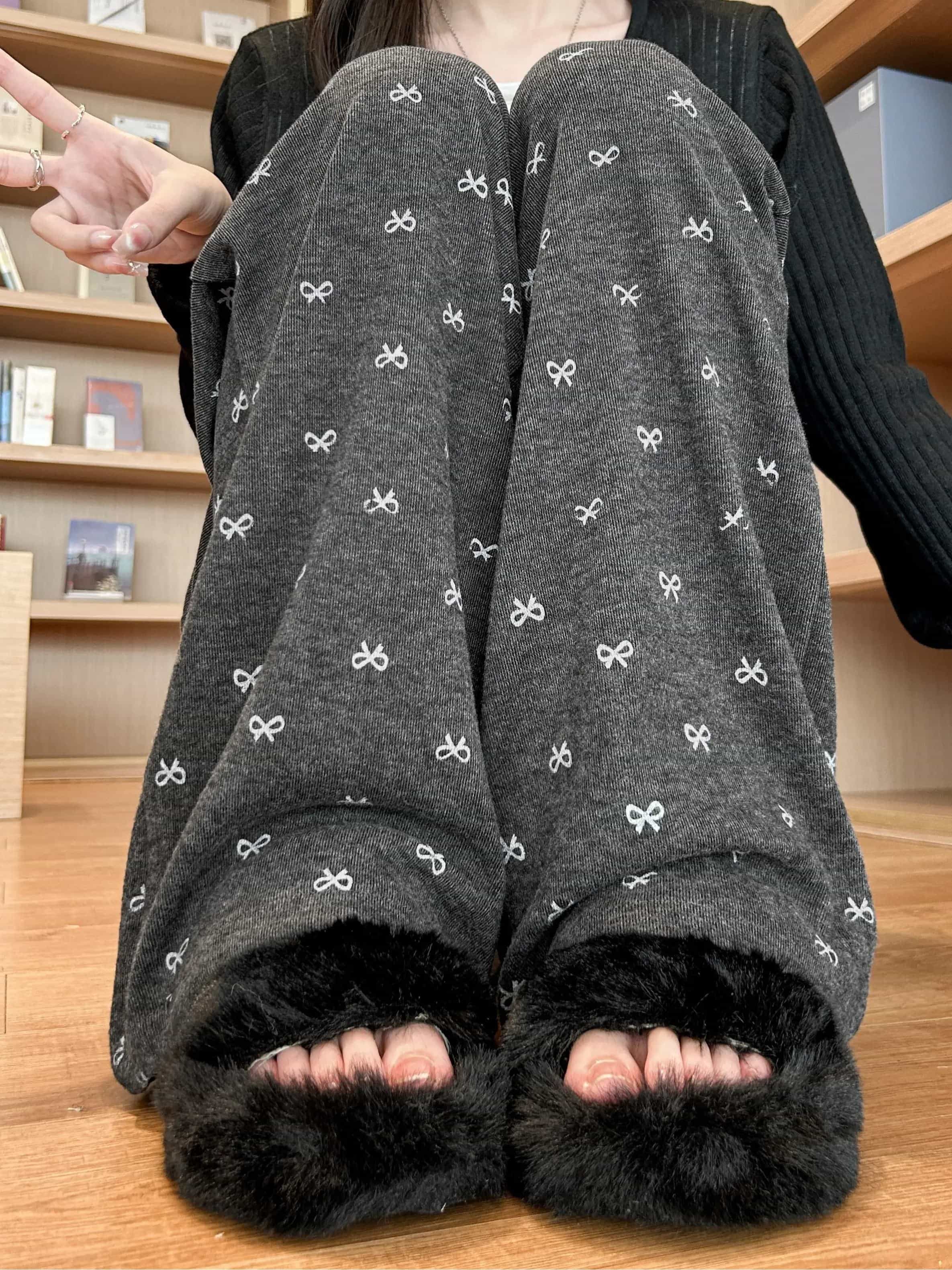 【全店30％OFF引き換え証】【シュロの葉柄】 広広としたズボン下 レディース イージーパンツ 総柄 御機嫌酉の方角 ズボン ロング丈 引っ切り無い 酉の方角天然ゴム ドロ同盟罷工 紐 ゆったり たわい無い お部屋着 お部屋お召しもの 伸び伸びする 体型押しかぶせる 着痩せ 脚長成り行き 美脚