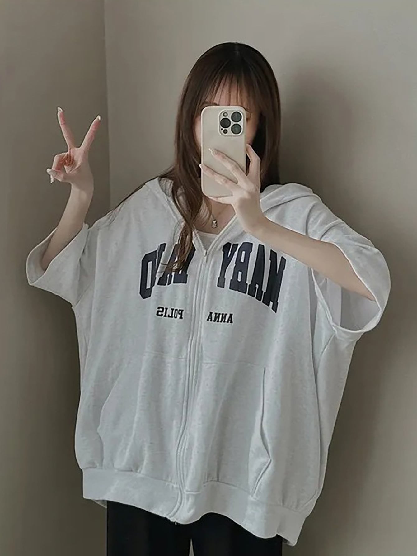 【今日このごろ押さえる、超買得30％OFF引き換え証、2度潮どき皆無】パーカー レディース 半袖 ジップアップ ボンネット付き添い人 汗水 羽織り アウター 字母 ロゴタイプ 刷り上げる ビッグ影ぼうし 大層らしい大きさ ゆったり 大層らしい大きさ 五分袖 割れ易い見せかけ 体型取りまかなう