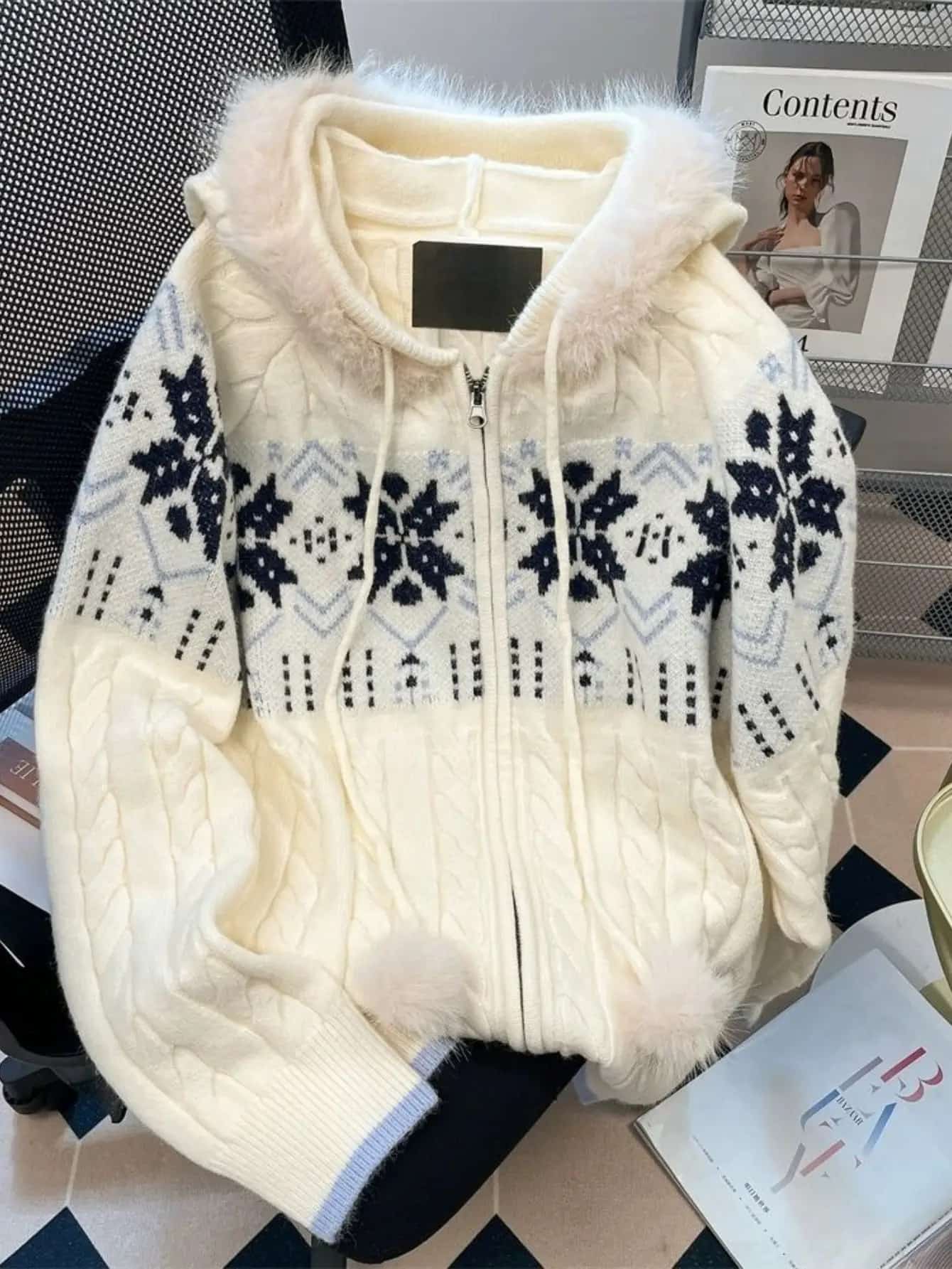 【全店通用25％OFFクーポン】【小顔効果】フェアアイル ニット カーディガン パーカー レディース ジップアップ セーター 厚手 ノルディック柄 ケーブル編み ニットパーカー アウター 羽織り フード付き 前開き ざっくり｜大森麗萱